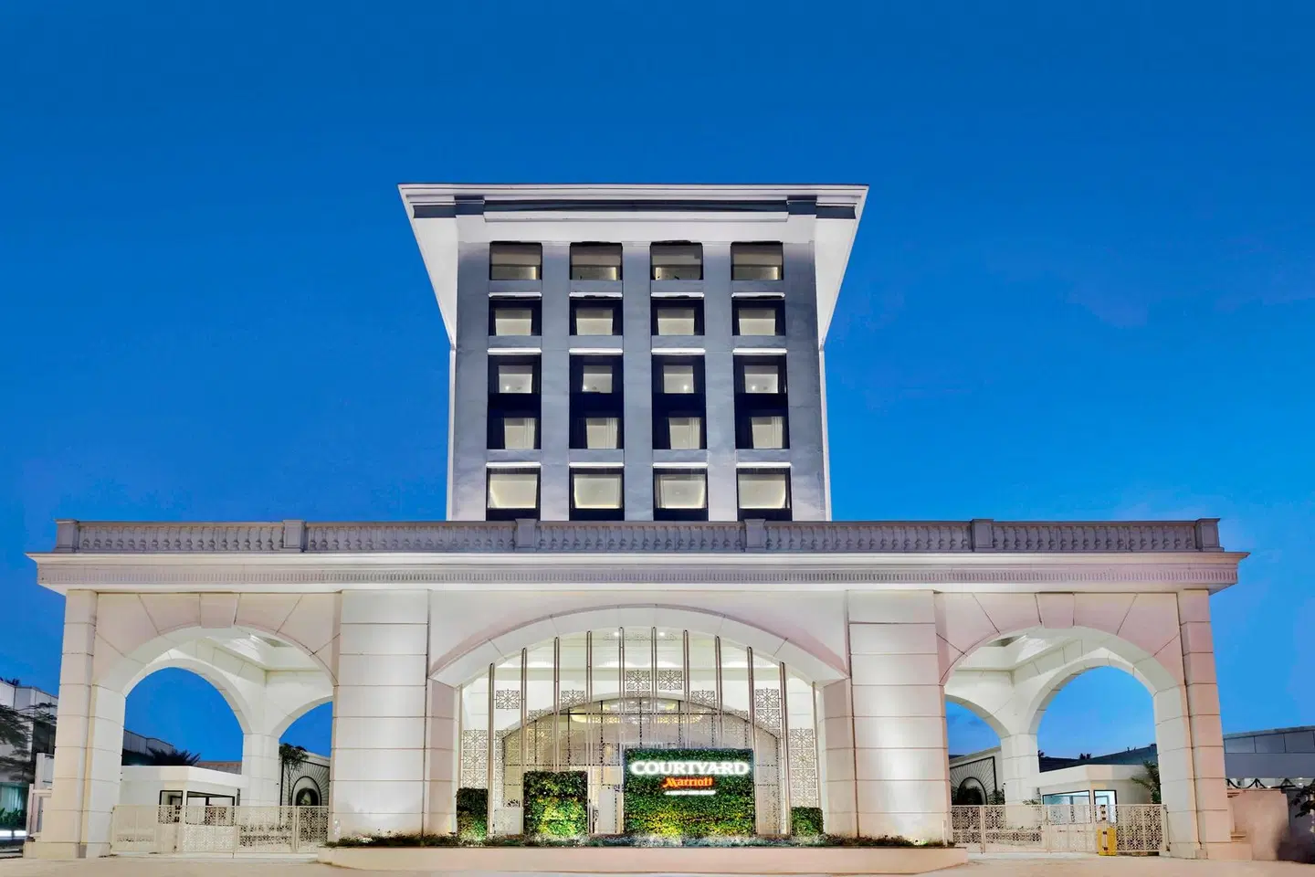 Courtyard by Marriott Bengaluru Hebbal EXTERIOR