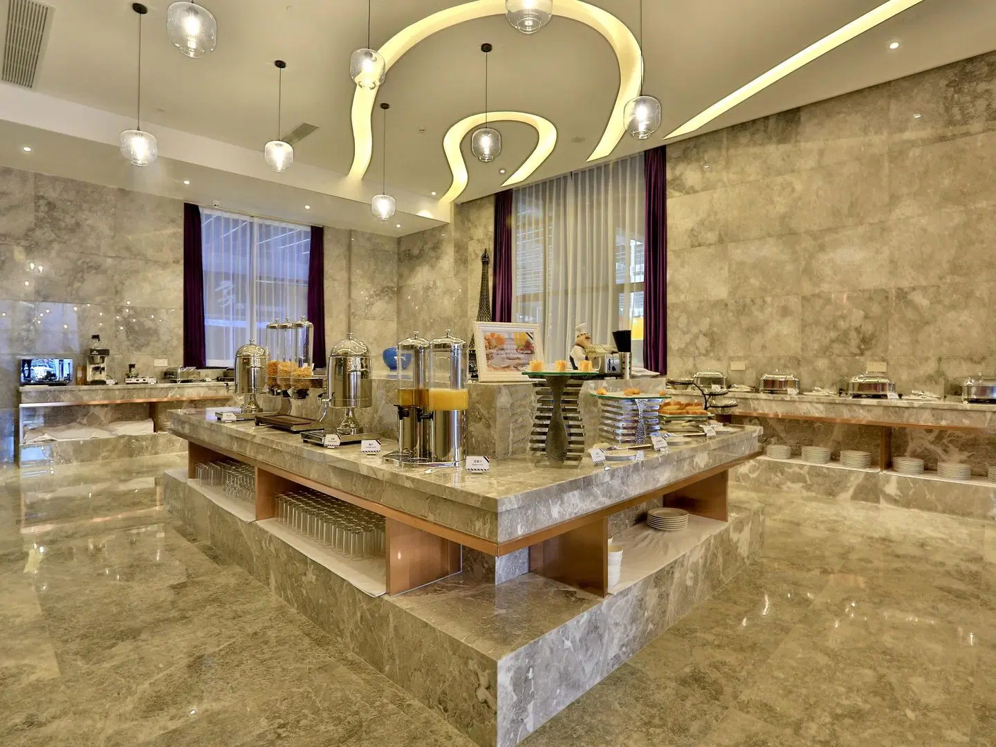 Mercure Hangzhou Linping Restaurant