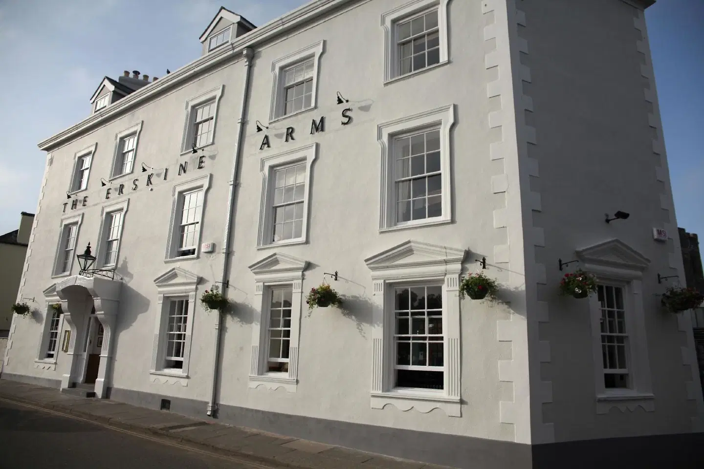 The Erskine Arms EXTERIOR