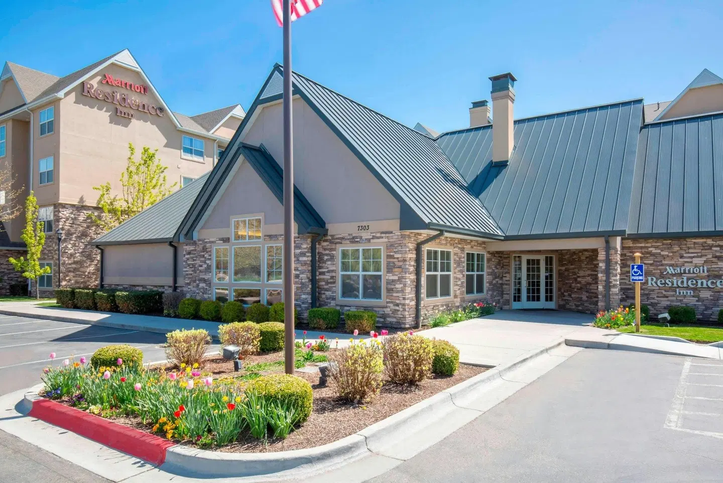 Residence Inn by Marriott Boise West EXTERIOR