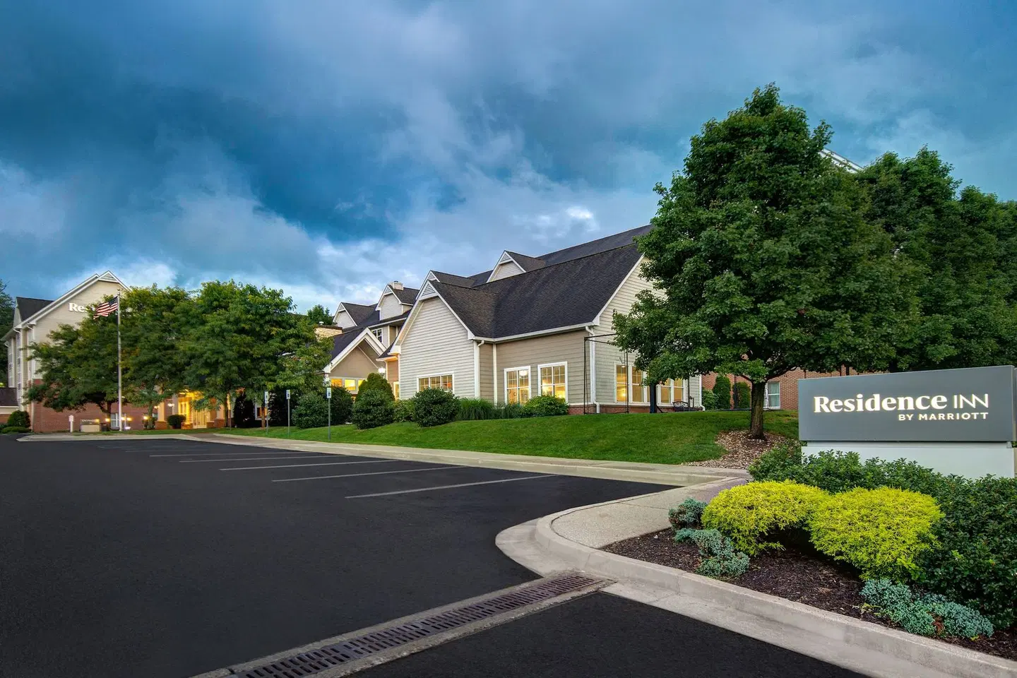Residence Inn by Marriott Morgantown EXTERIOR
