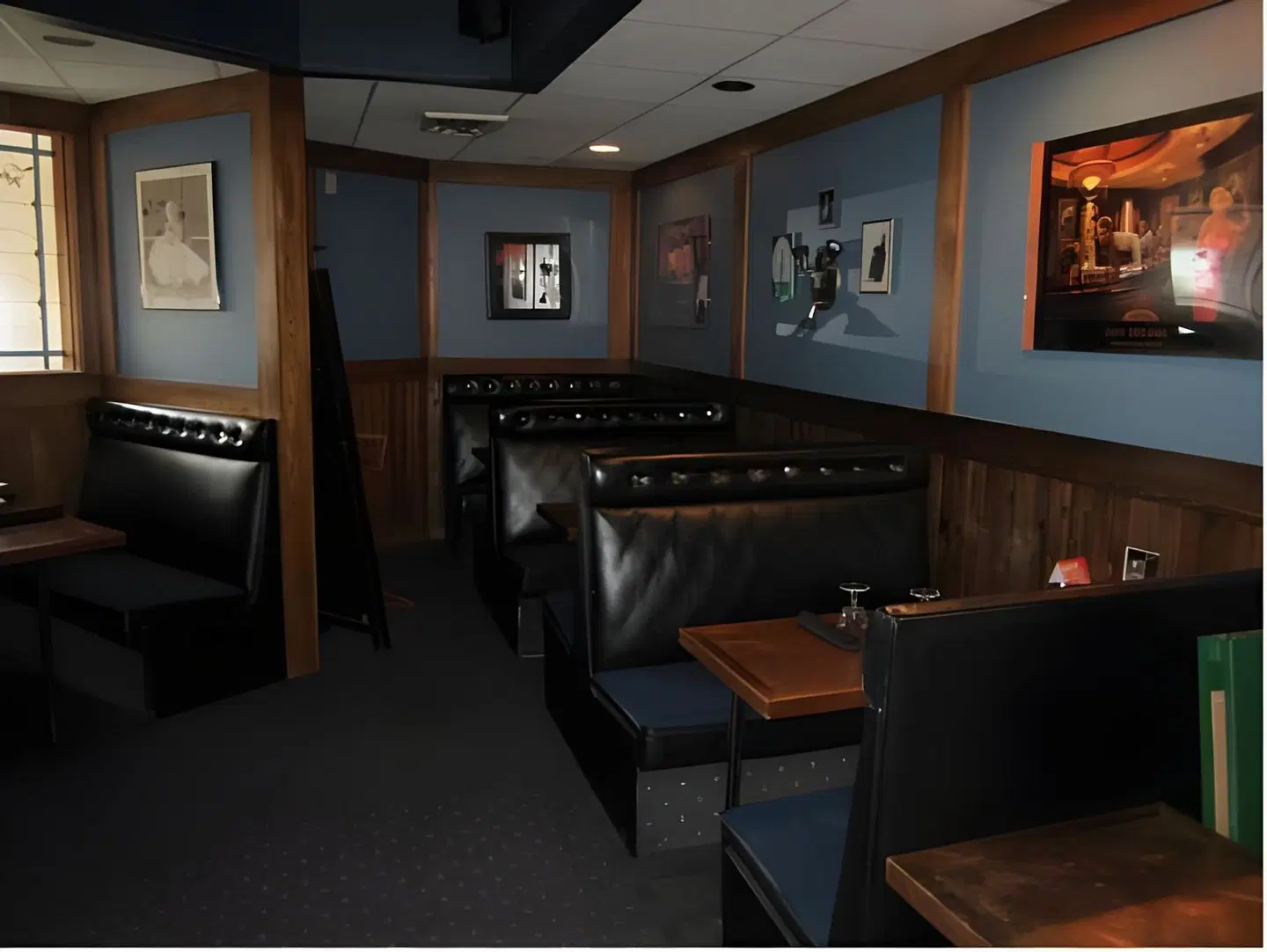 Wells Gray Inn Bar
