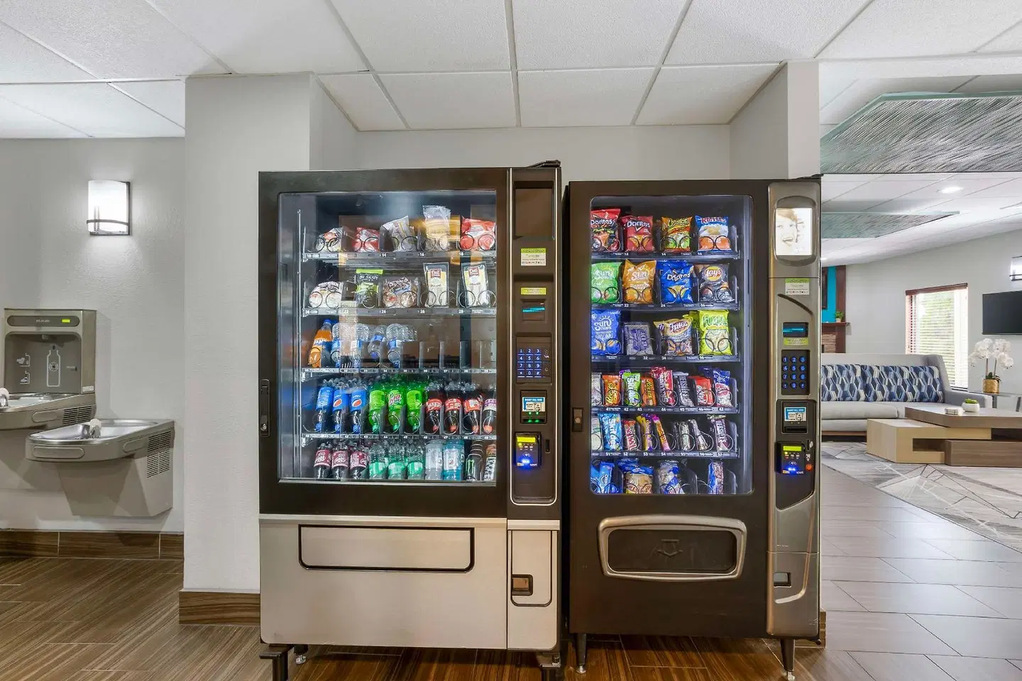 Best Western PLUS Springfield Airport Bar