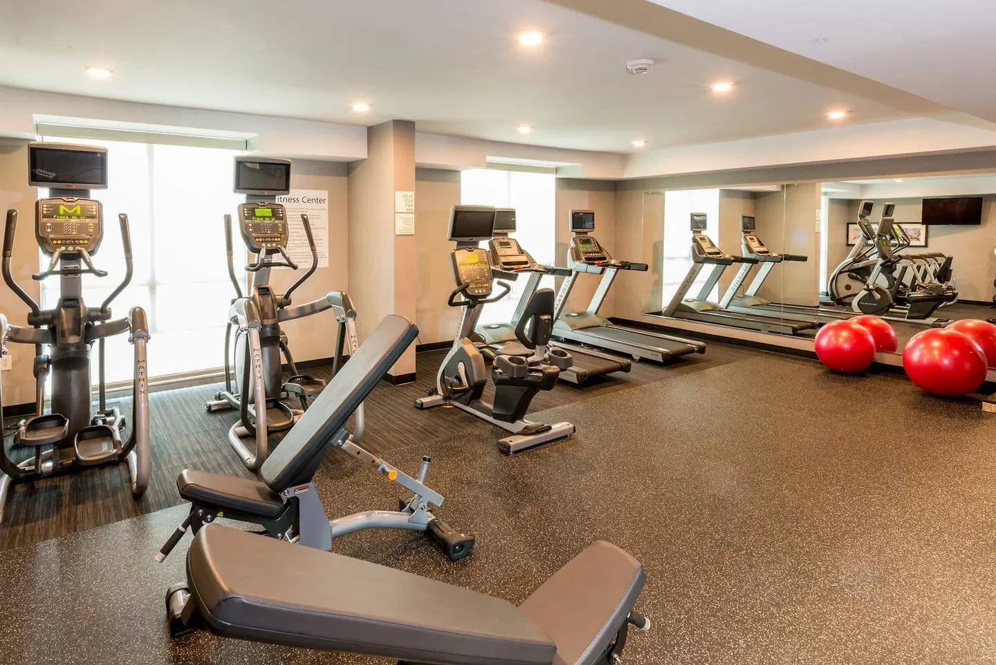 Holiday Inn Paducah Riverfront by IHG SPORTS_AND_LEISURE