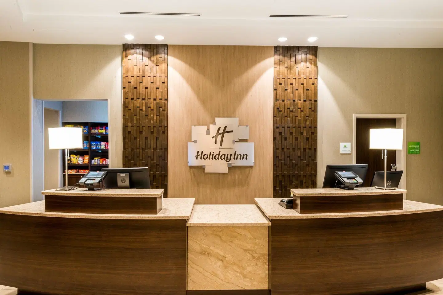 Holiday Inn Paducah Riverfront by IHG LOUNGE_LOBBY
