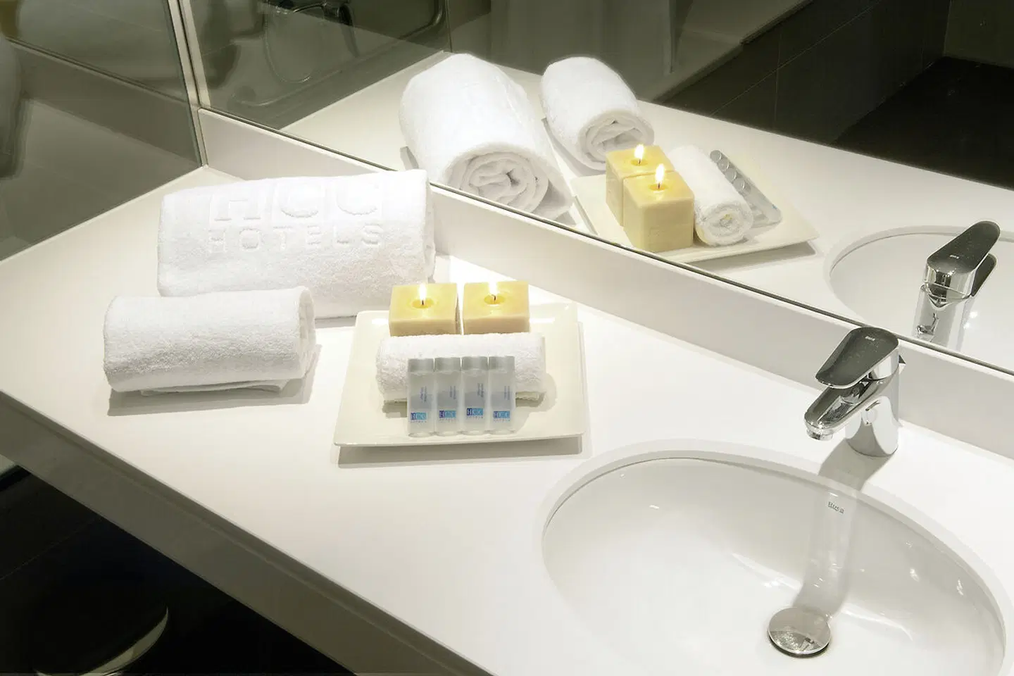 Hotel Lugano Barcelona Badezimmer