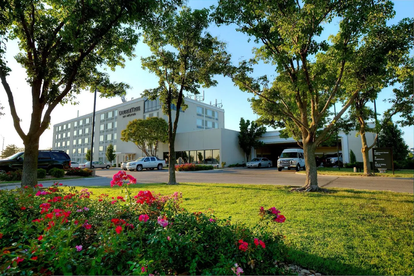 DoubleTree by Hilton Wichita Airport Garten