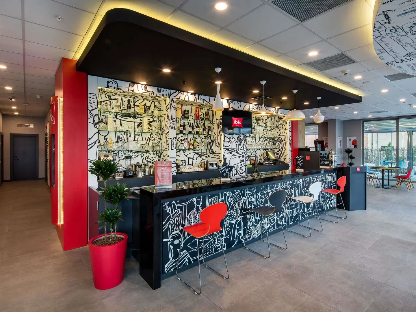 ibis Istanbul West Bar