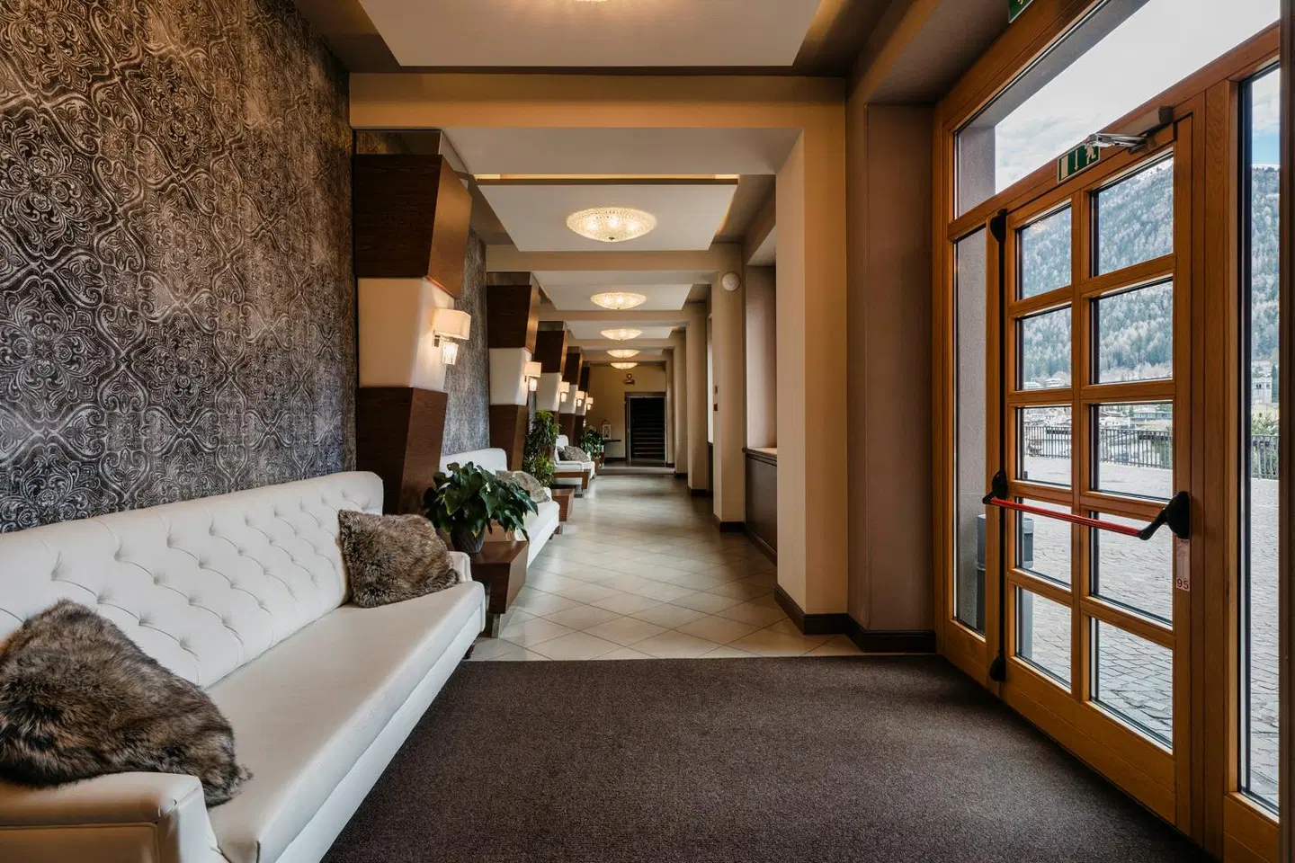 Hotel Cristallo LOUNGE_LOBBY
