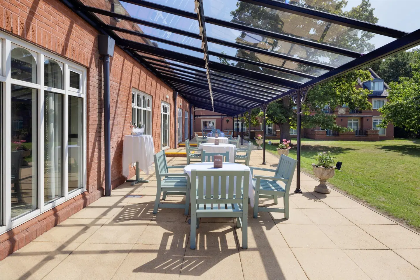 DoubleTree by Hilton St. Anne's Manor Terrasse