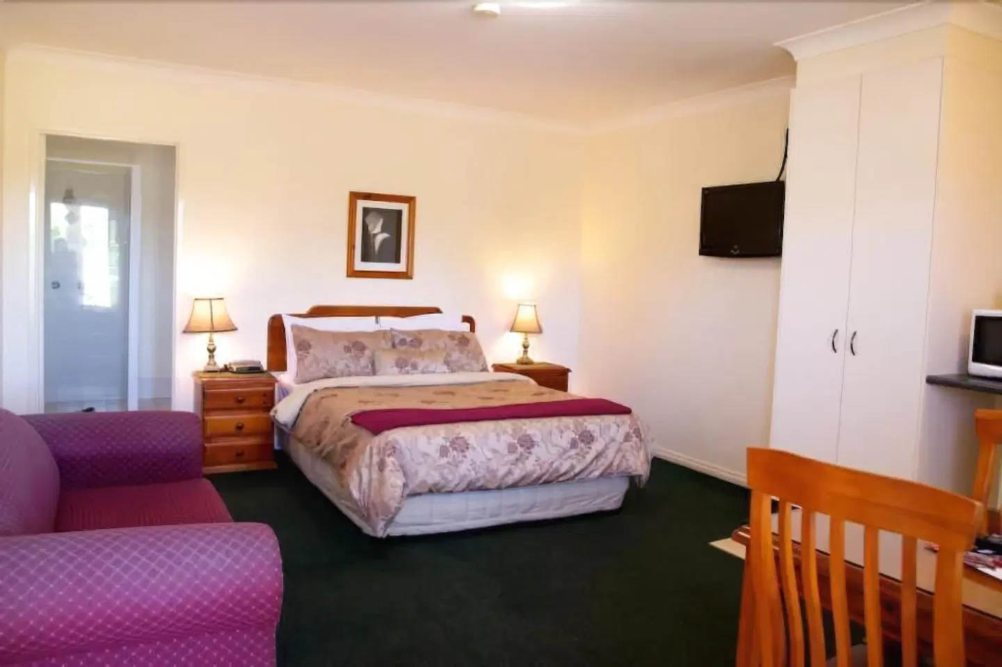 Maynestay Motel ROOM_EXAMPLE