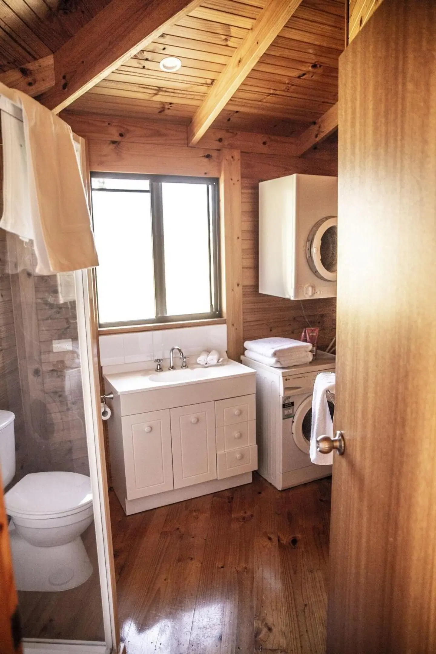 Little Norfolk Bay Events & Chalets Badezimmer