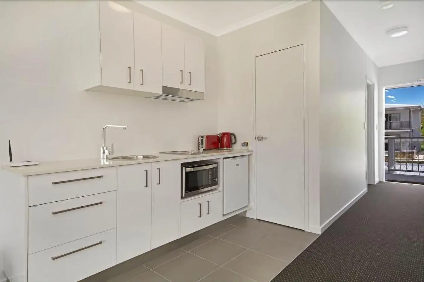 Cooroy Luxury Motel Apartments ROOM_EXAMPLE