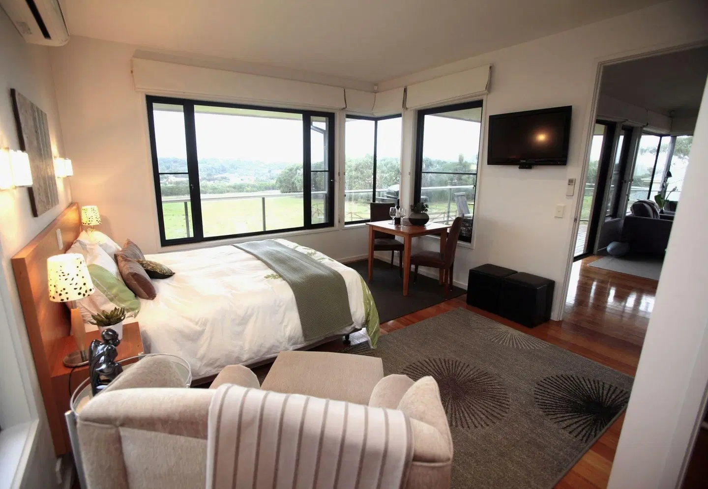 Hilltop Apartments Phillip Island ROOM_EXAMPLE