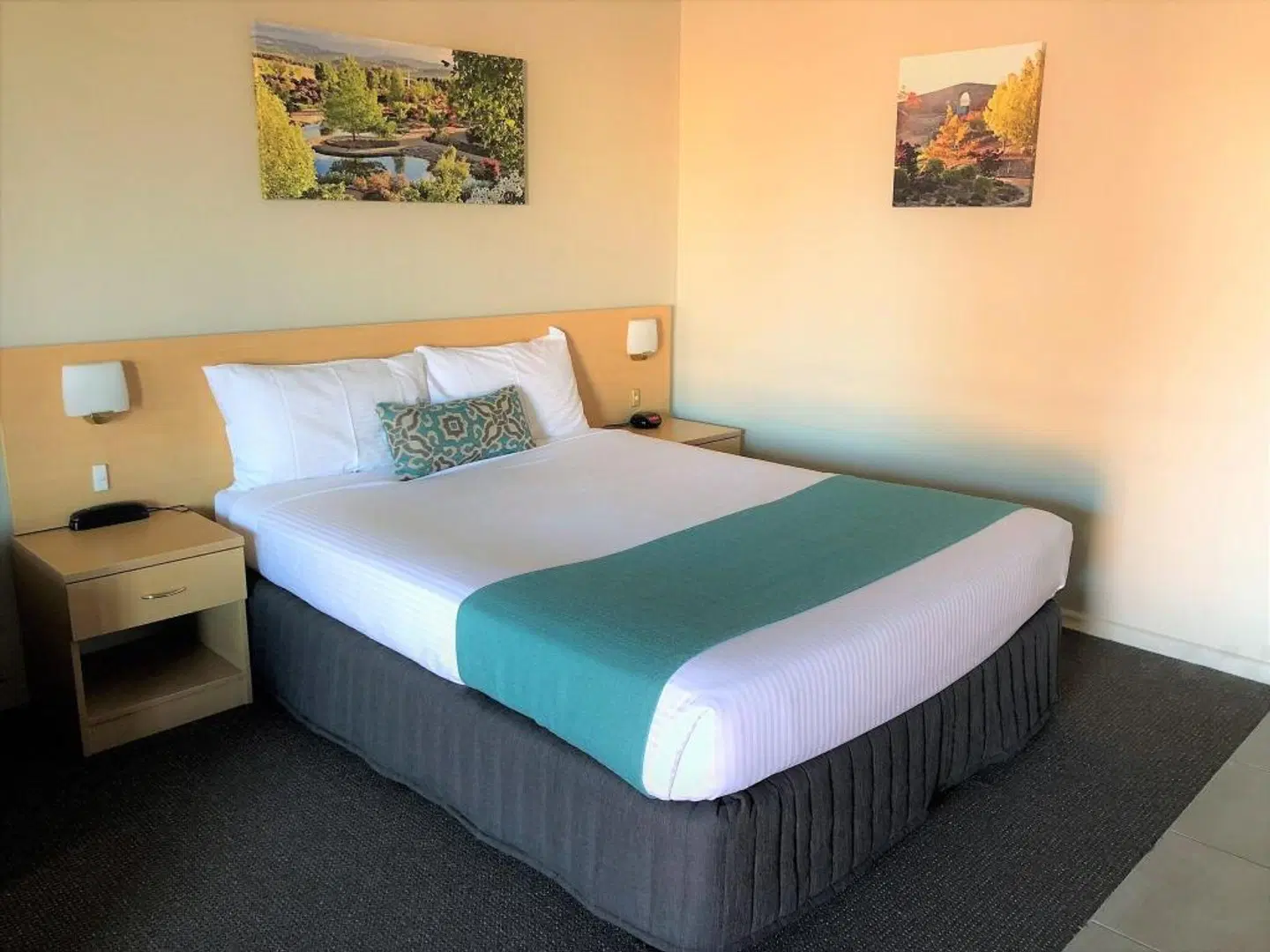 Bathurst Motor Inn ROOM_EXAMPLE