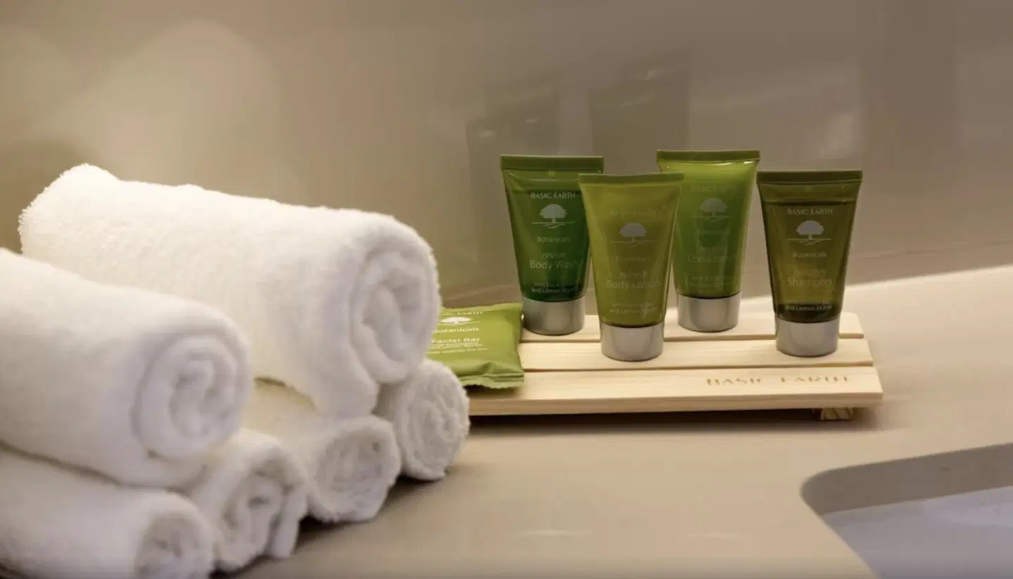 The Glen Hotel And Suites Tiere
