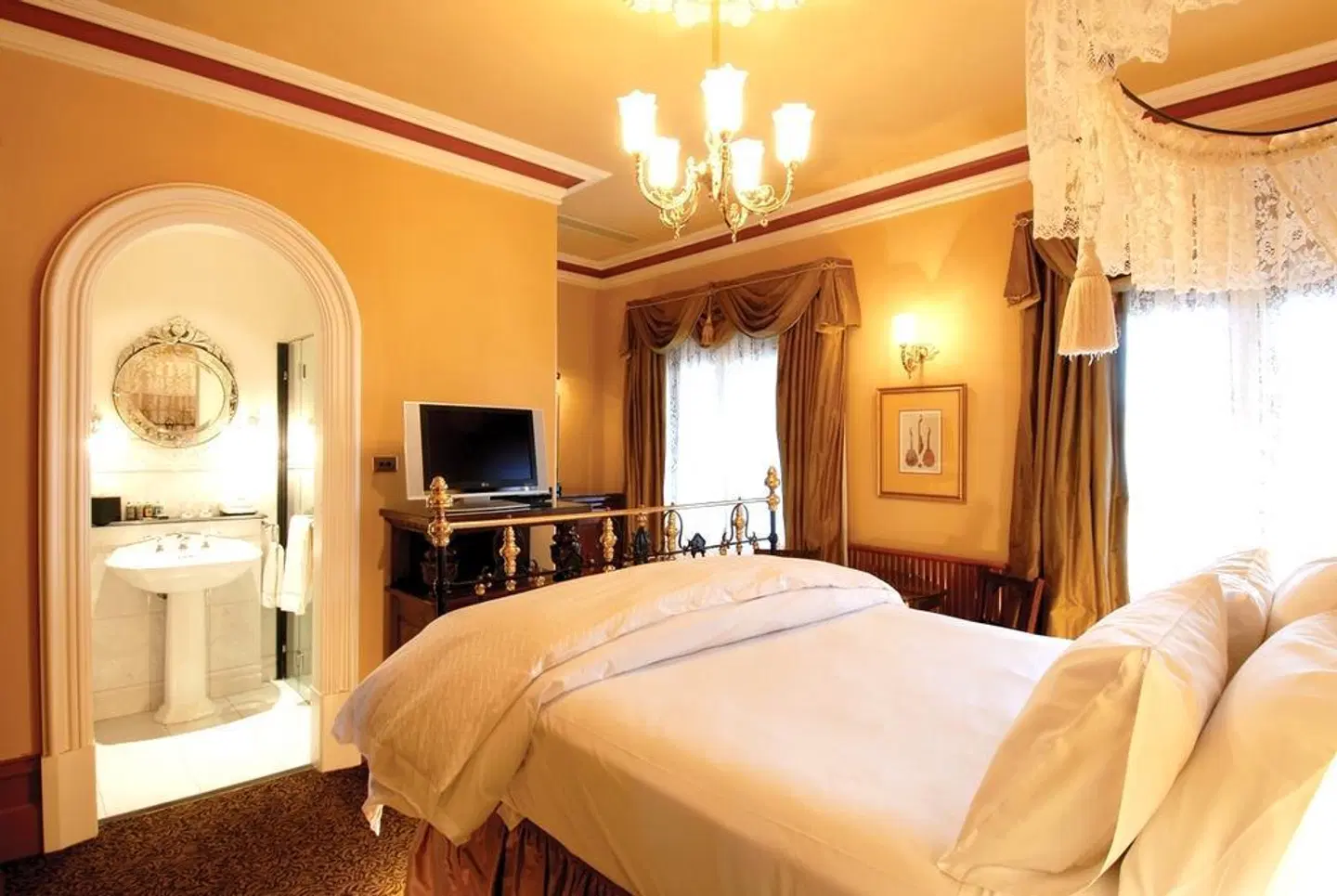 Craig's Royal Hotel ROOM_EXAMPLE