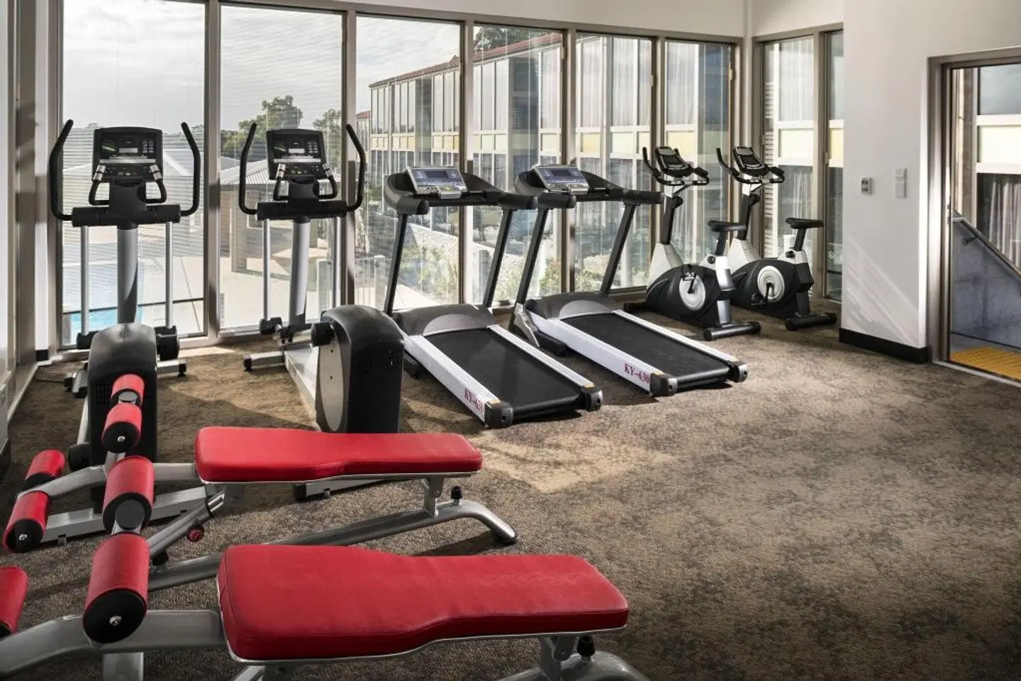 Swan River Hotel SPORTS_AND_LEISURE