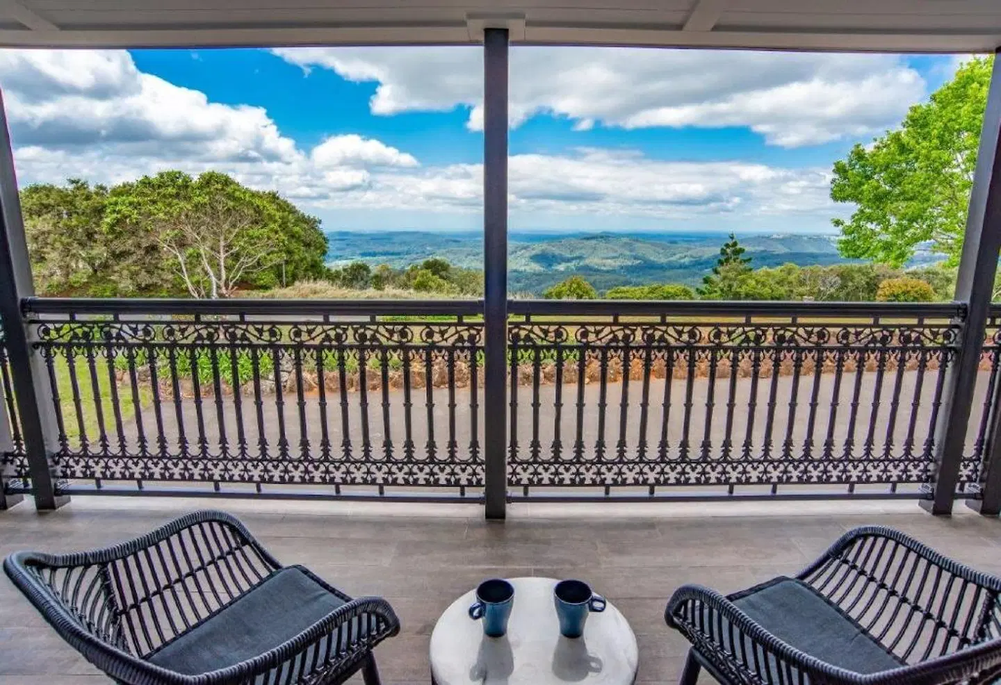 Clouds of Montville Terrasse