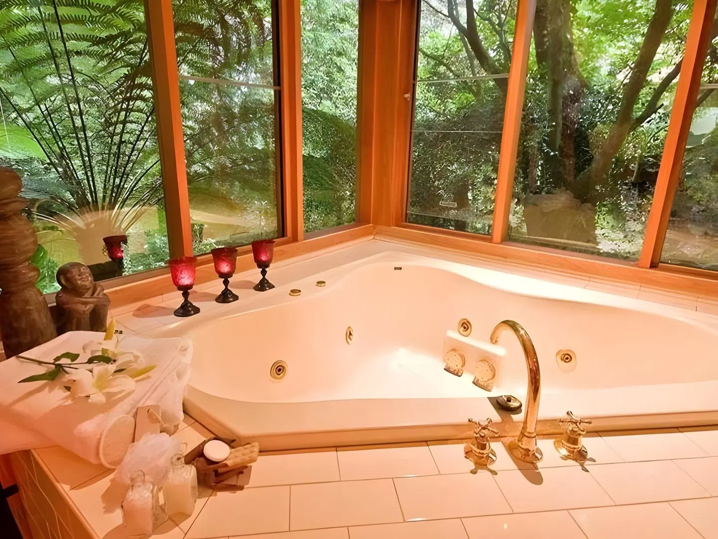 Linden Gardens Rainforest Retreat Badezimmer