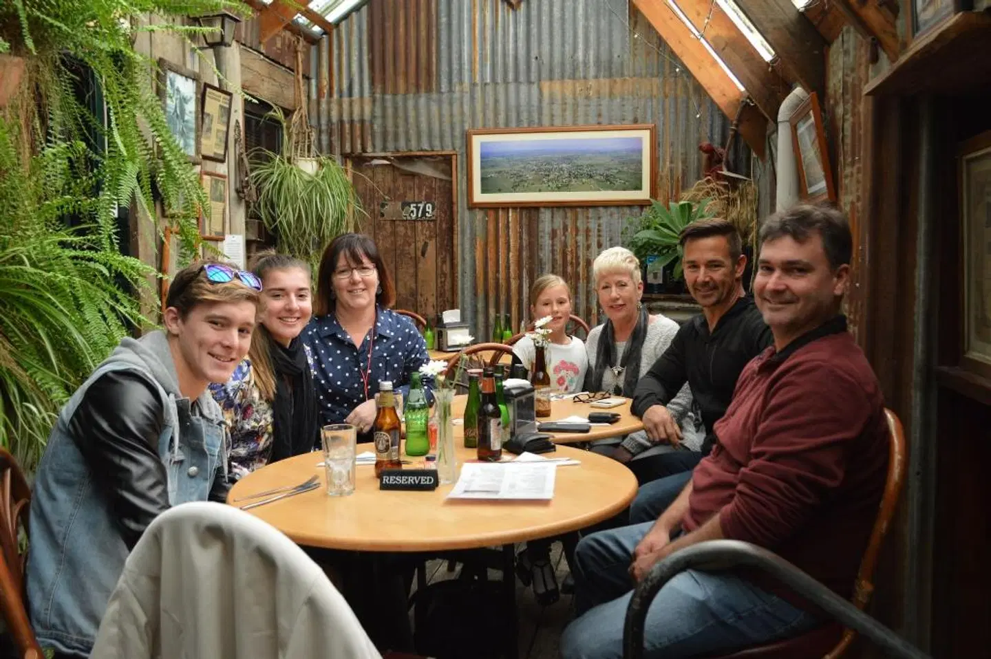 Prince Of Wales Hotel Gulgong PEOPLE