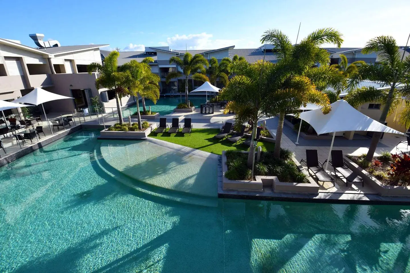 Lagoons 1770 Resort & Spa OUTDOOR_POOL