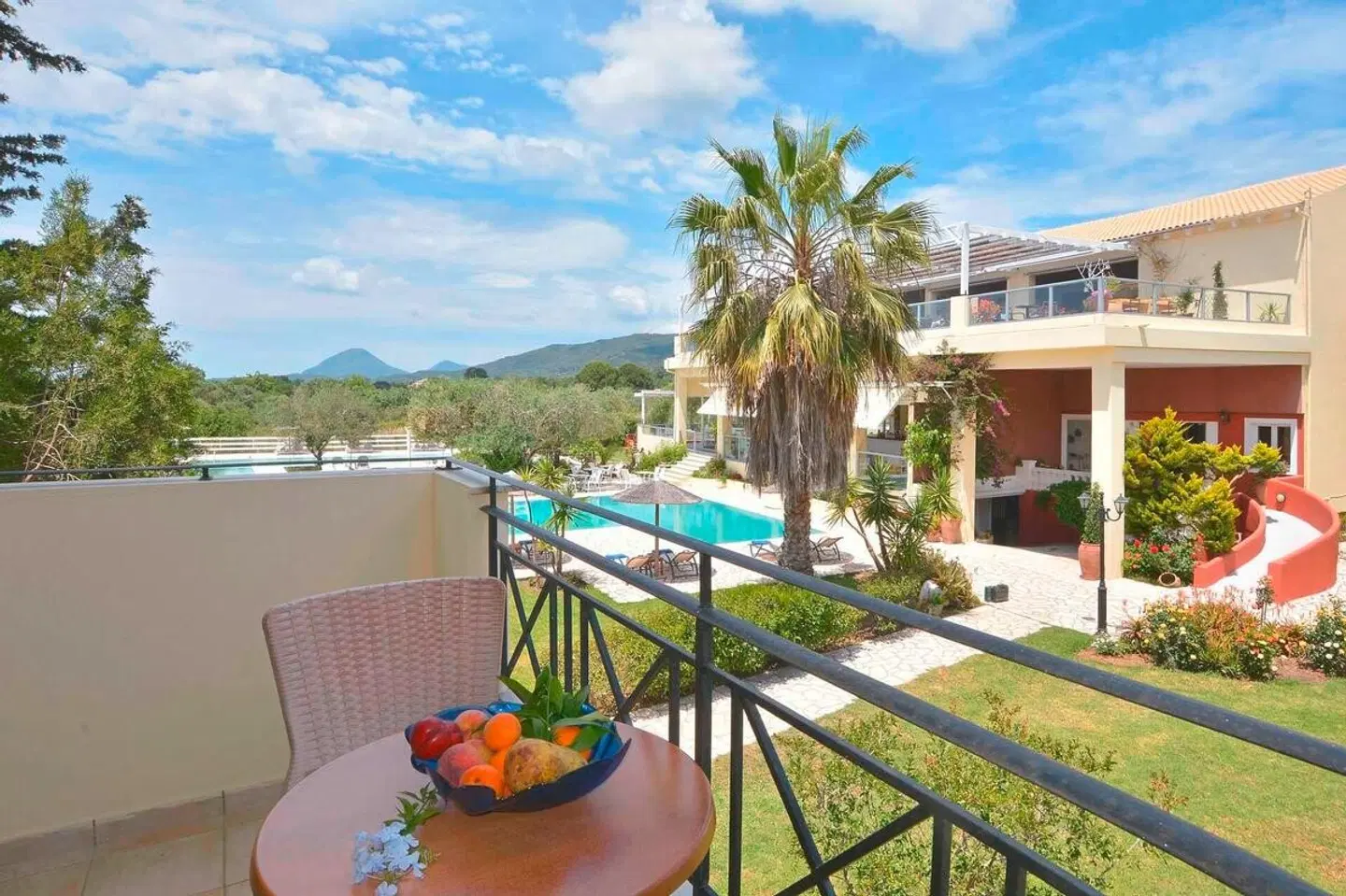 Likithos Hotel Terrasse