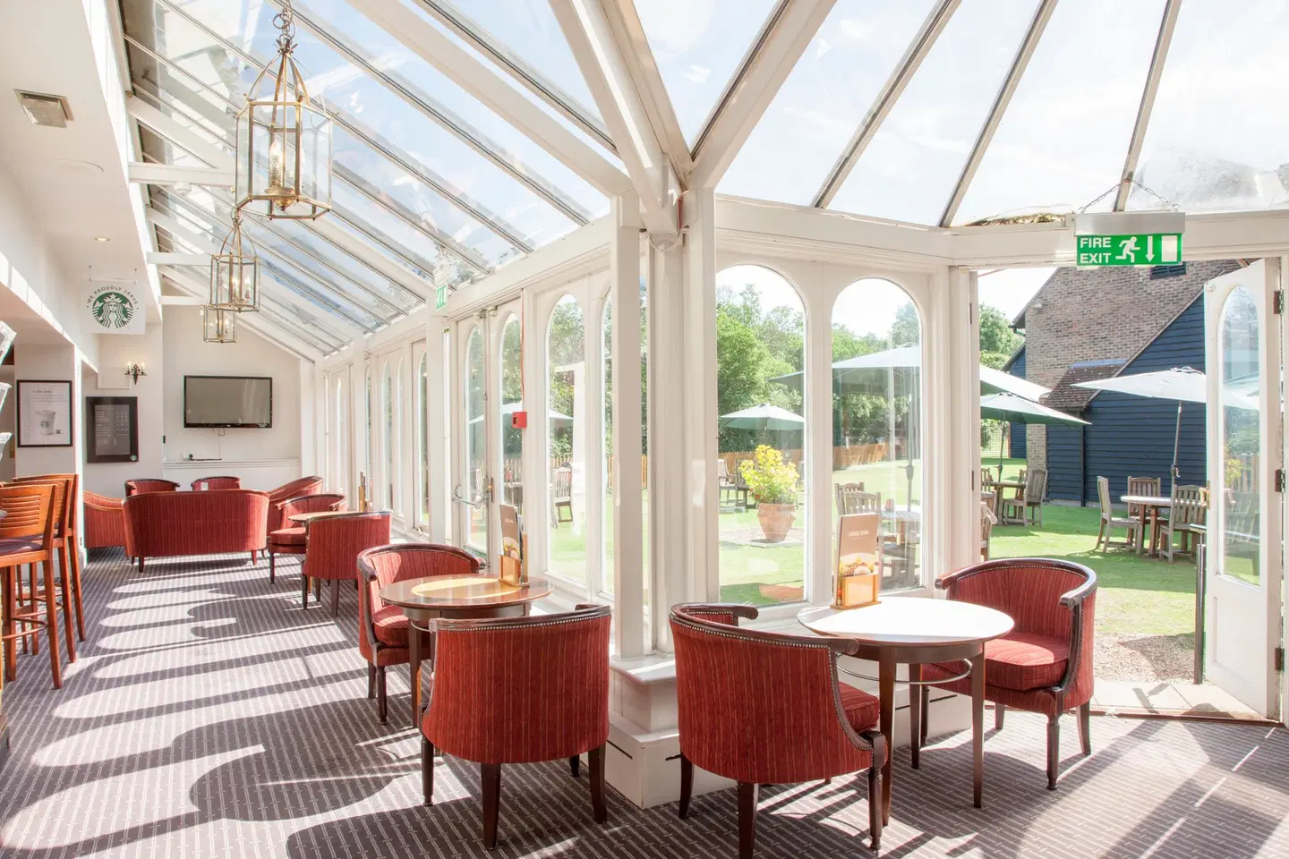 Holiday Inn Ashford Central by IHG LOUNGE_LOBBY