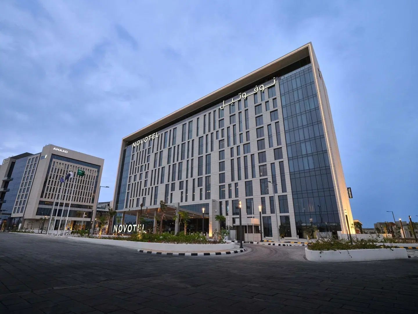 Novotel Dhahran Hotel & Residences EXTERIOR