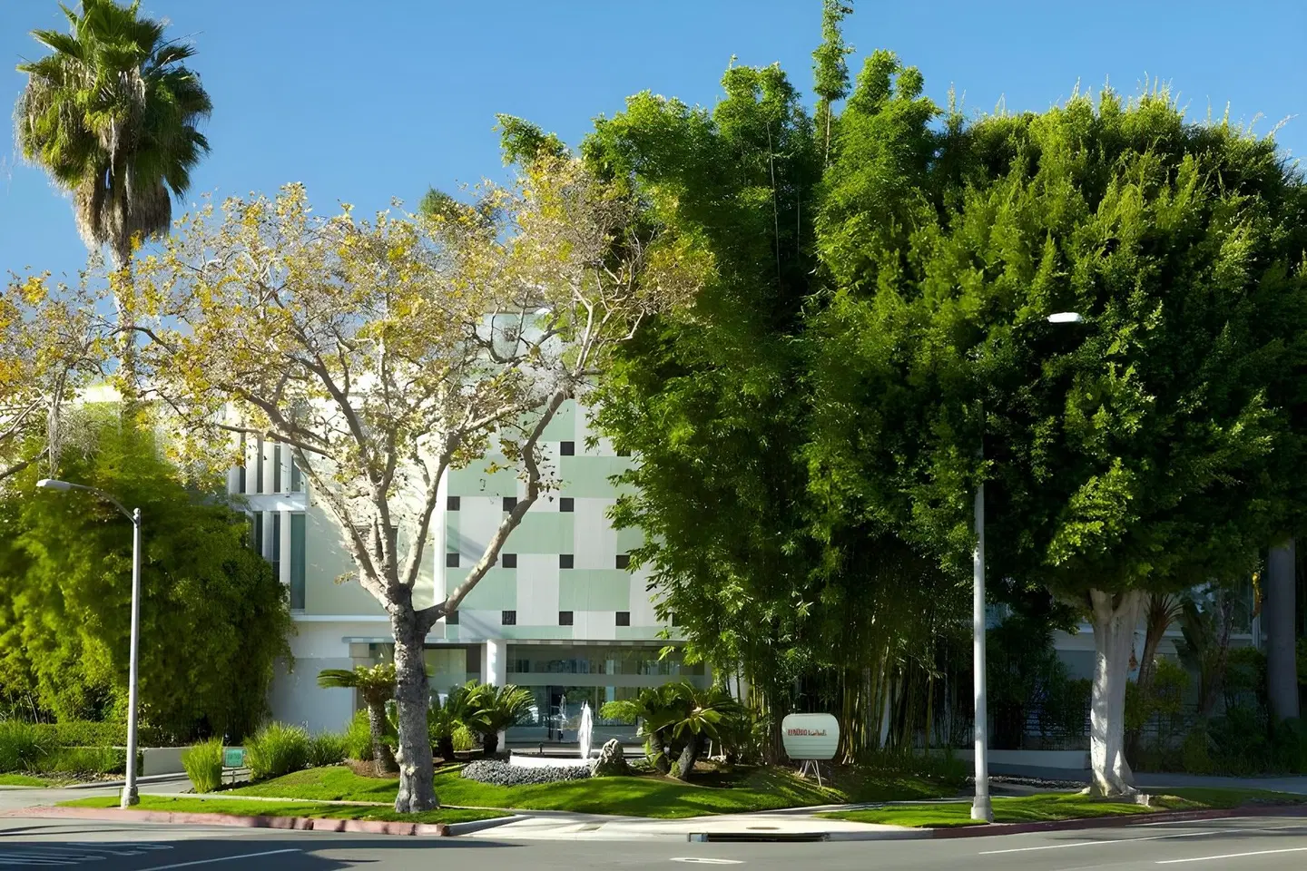 Avalon Hotel Beverly Hills EXTERIOR