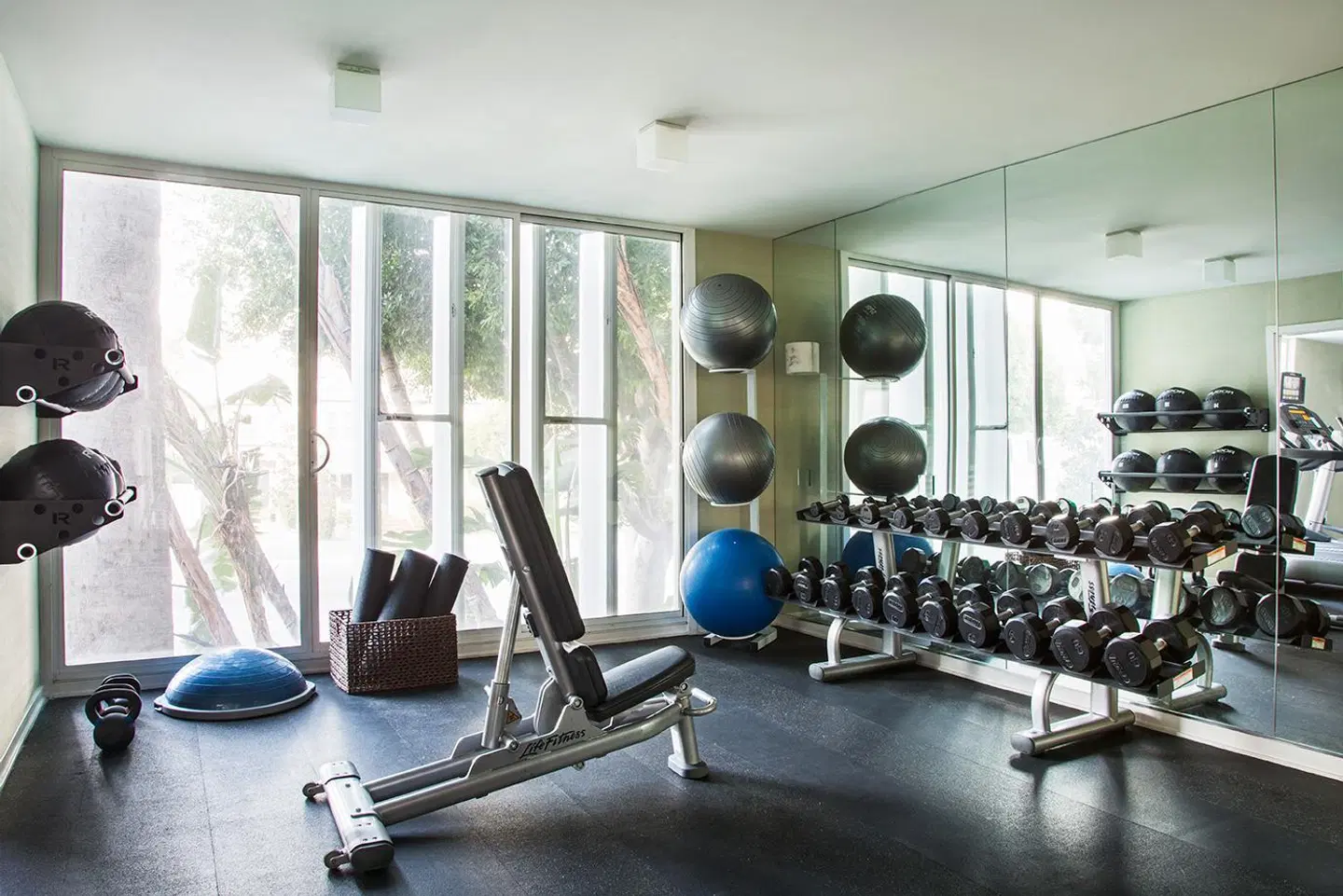 Avalon Hotel Beverly Hills SPORTS_AND_LEISURE