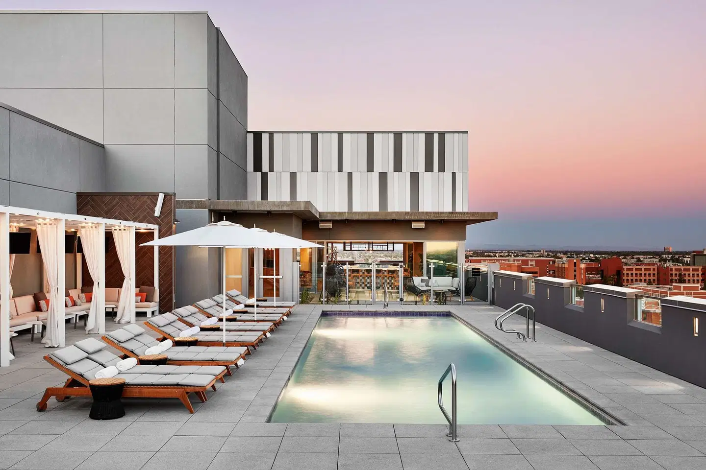 Canopy by Hilton Tempe Downtown OUTDOOR_POOL