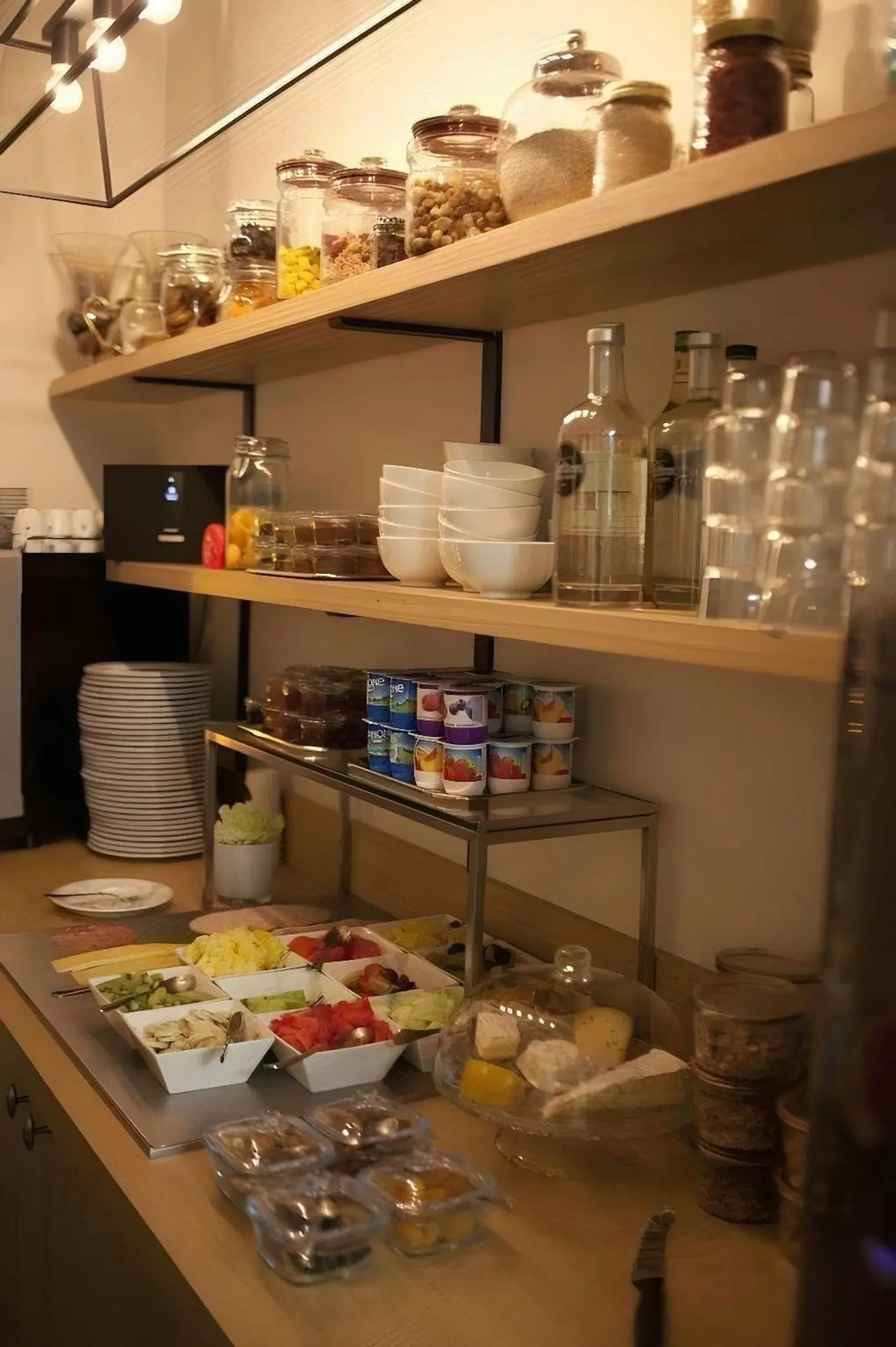 Carlton Restaurant
