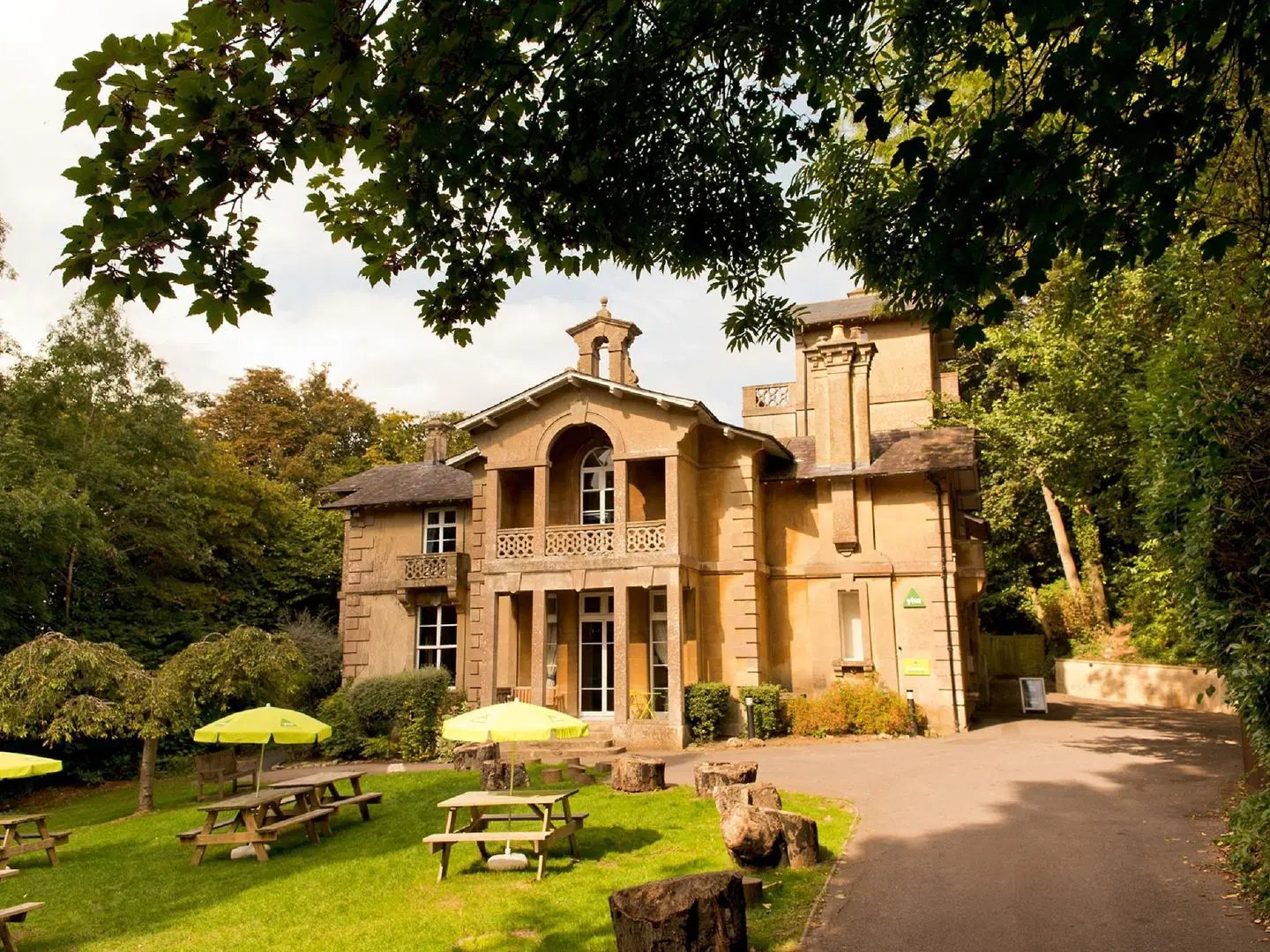 YHA Bath EXTERIOR