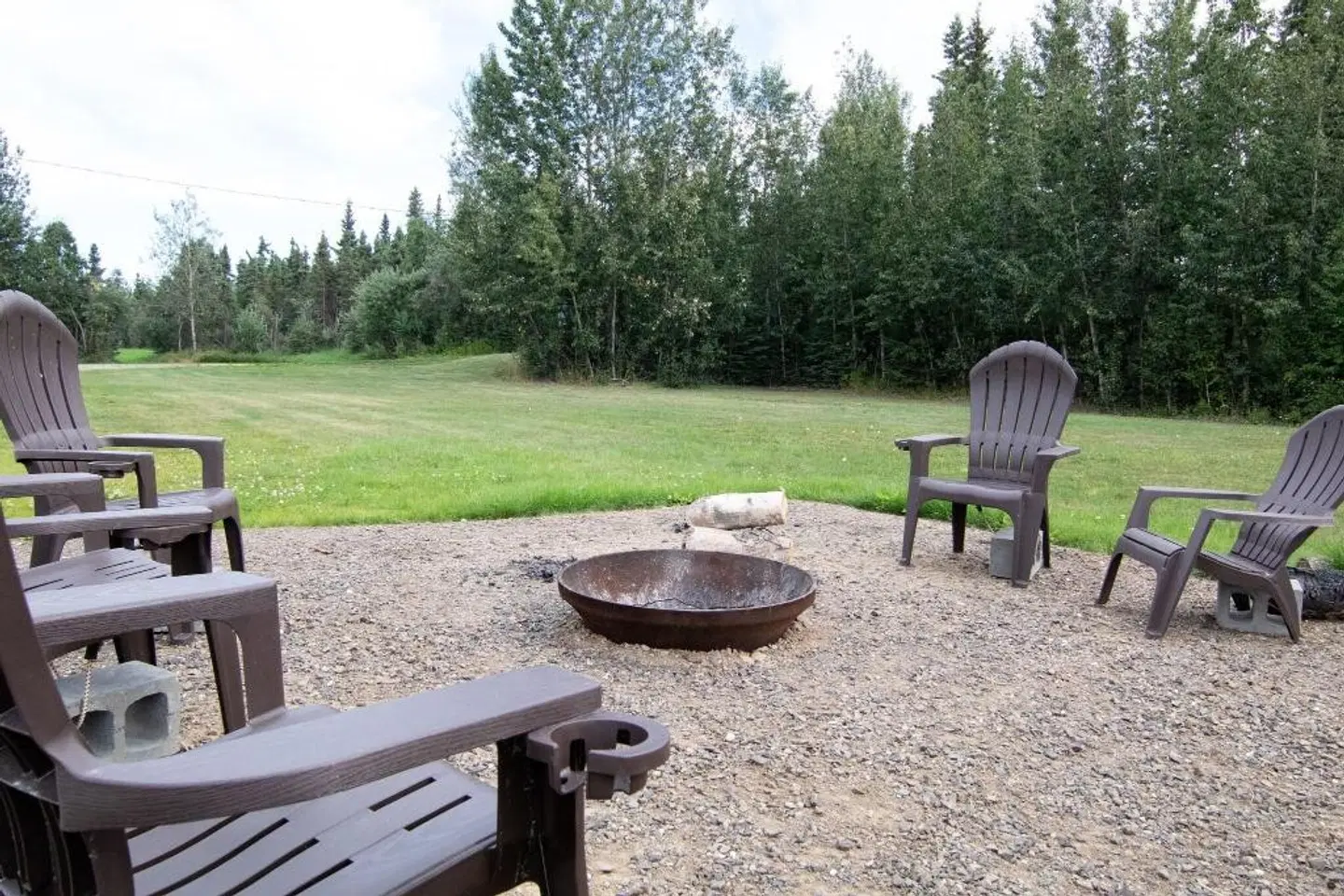 Alaska Frontier Inn Garten