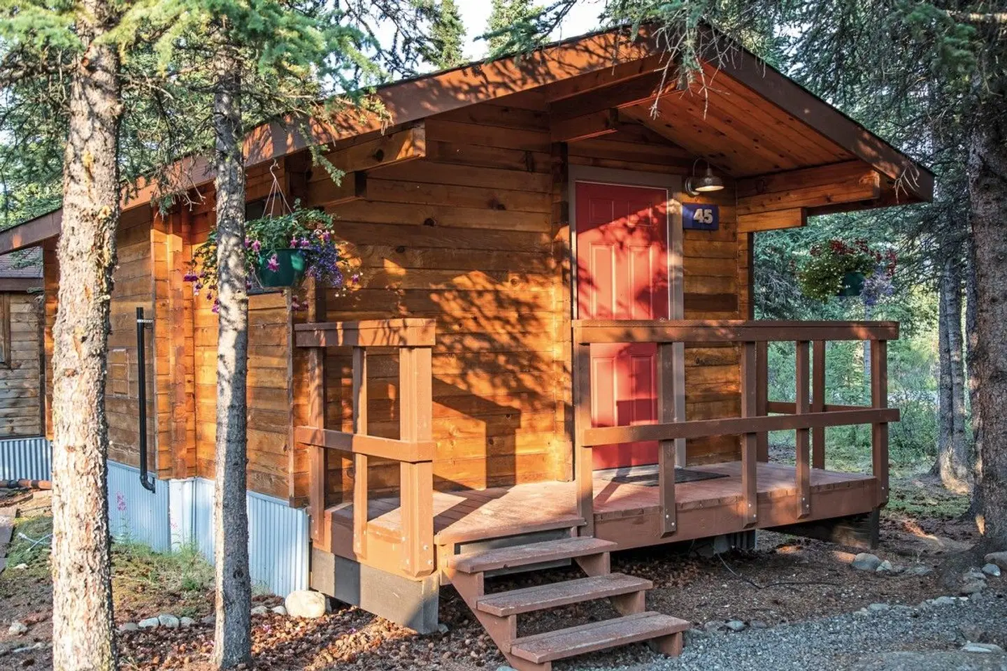 Denali Cabins EXTERIOR