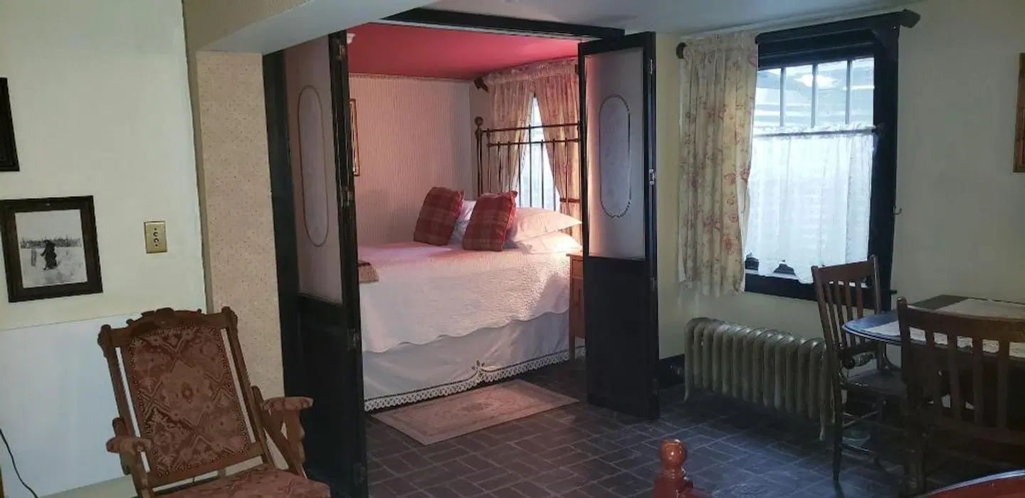 Alaska Heritage House B&B ROOM_EXAMPLE