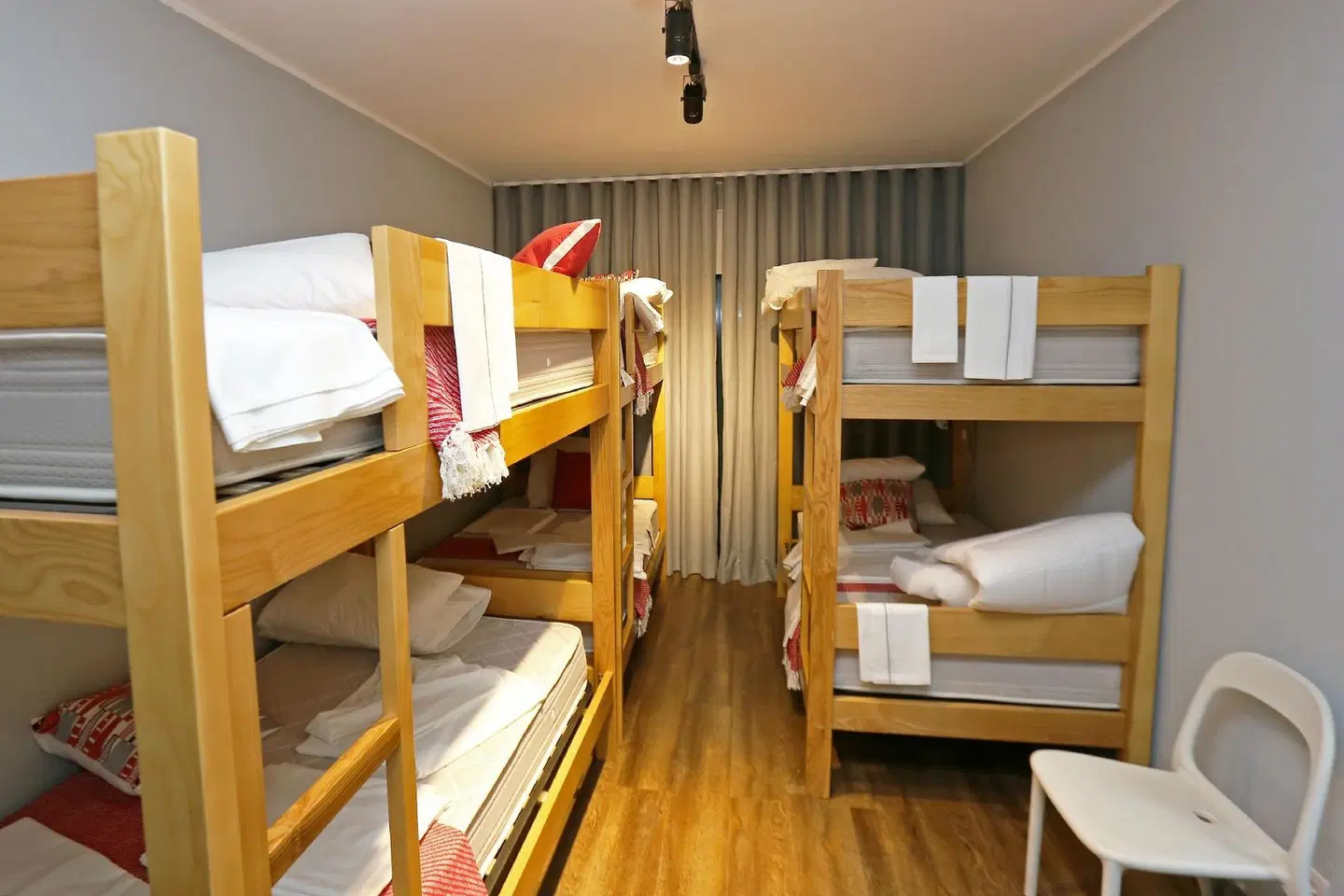 Hi Setubal Pousada de Juventude ROOM_EXAMPLE