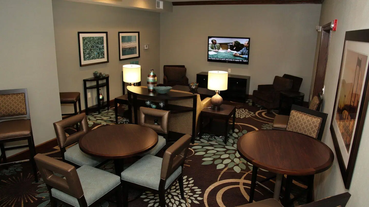 Staybridge Suites Lincoln North East ROOM_EXAMPLE