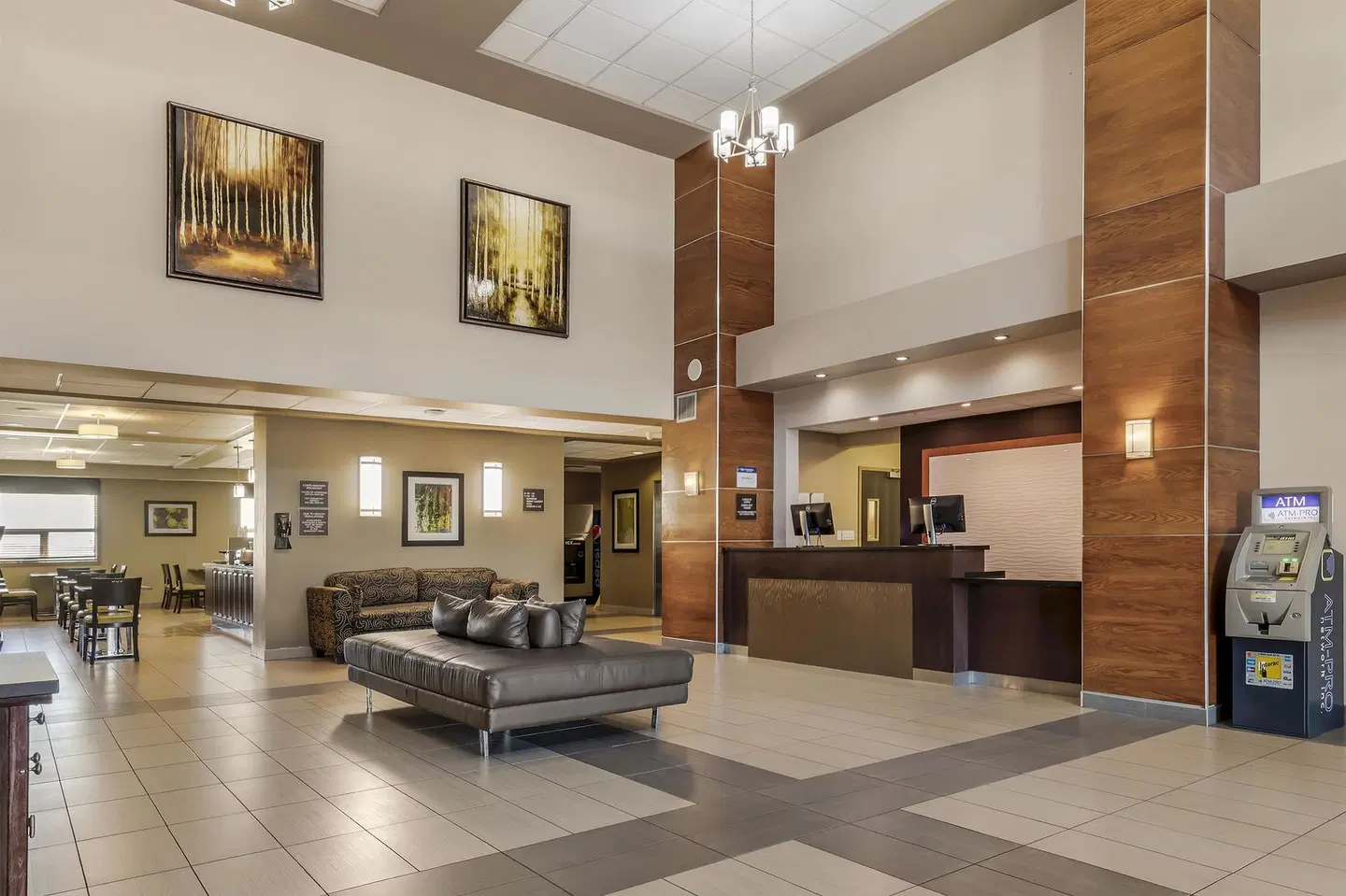 Best Western Plus Moose Jaw LOUNGE_LOBBY