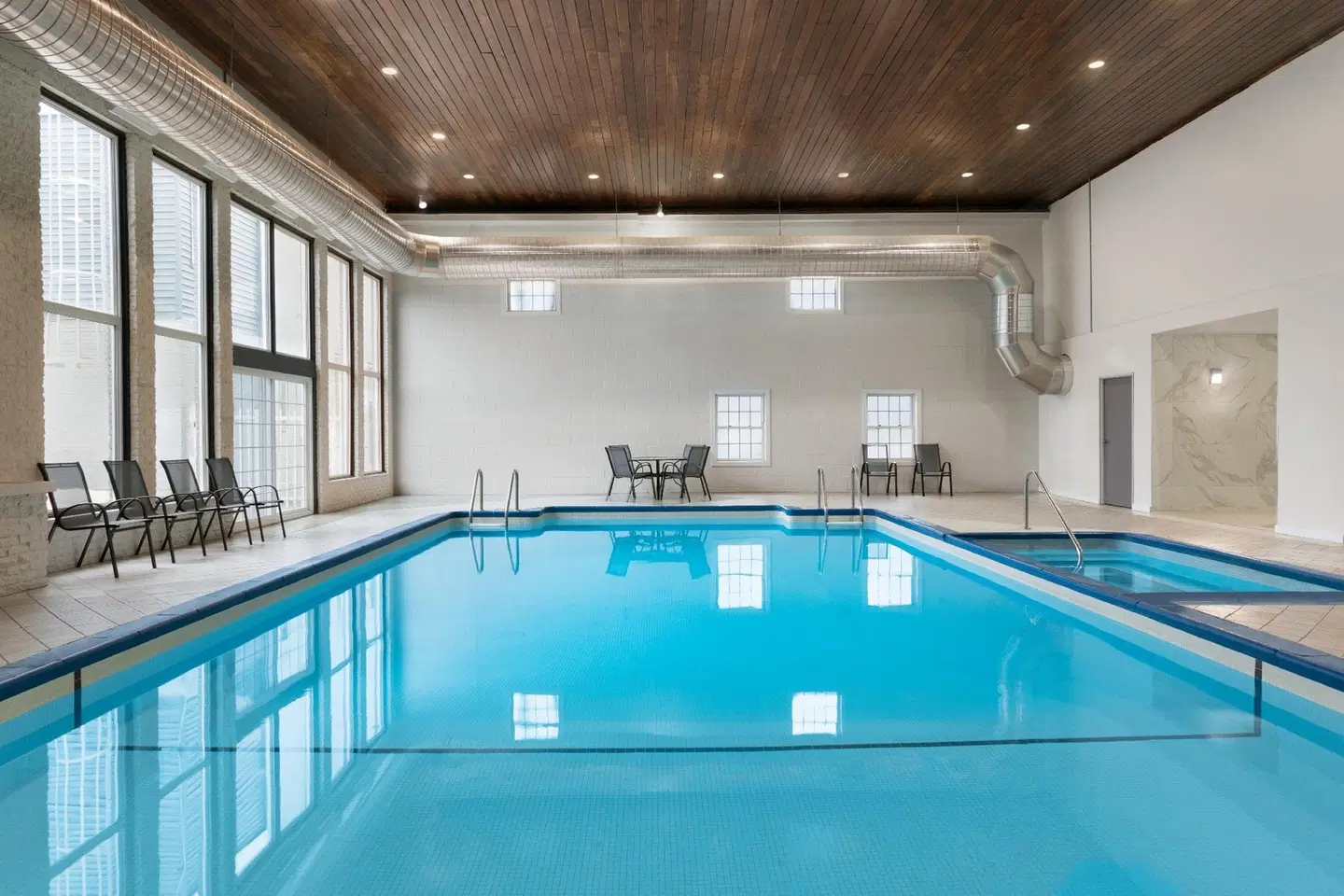Days Inn By Wyndham Saint John Hallenbad