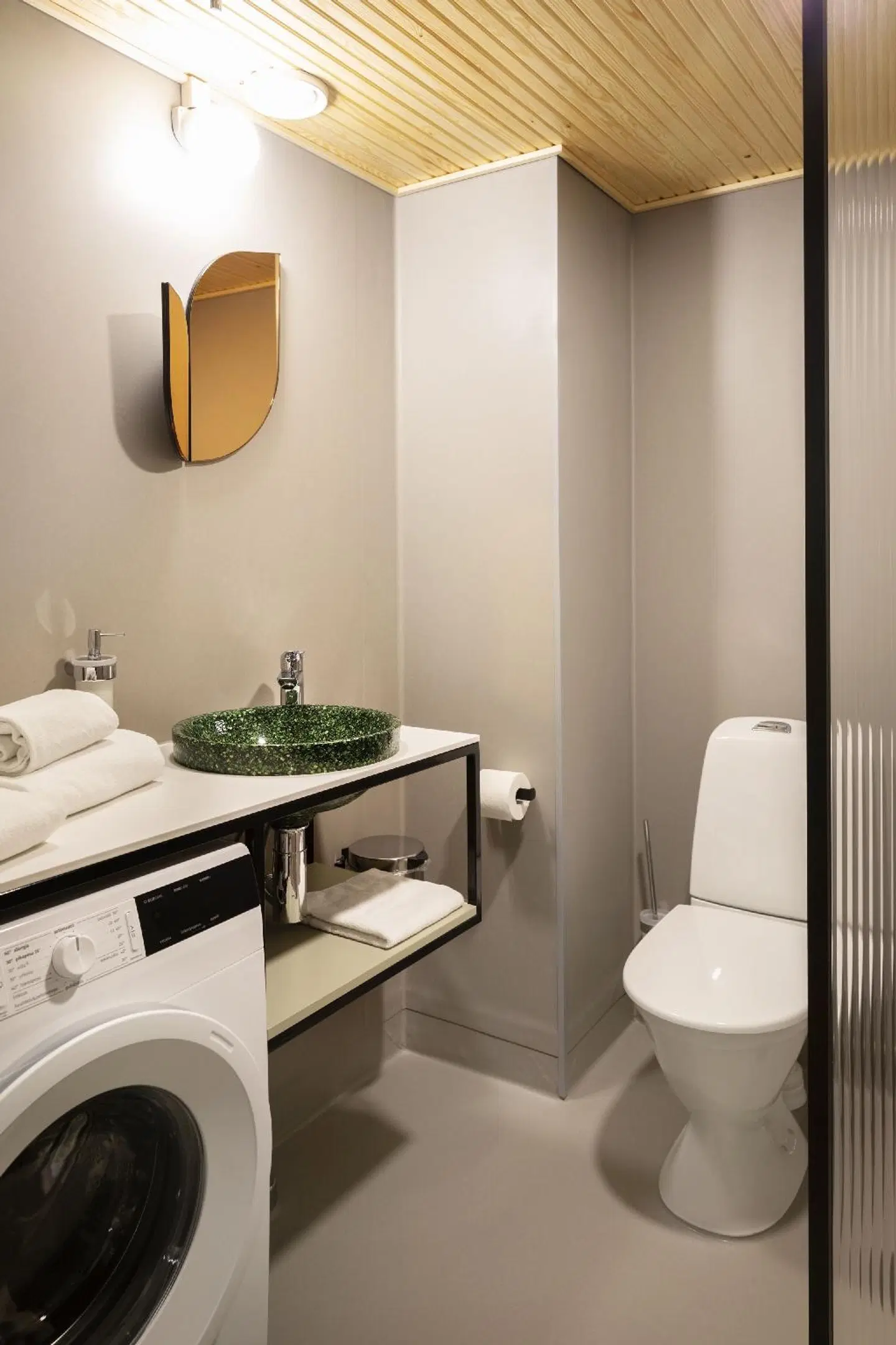 Lietsu Boutique Aparthotel Badezimmer