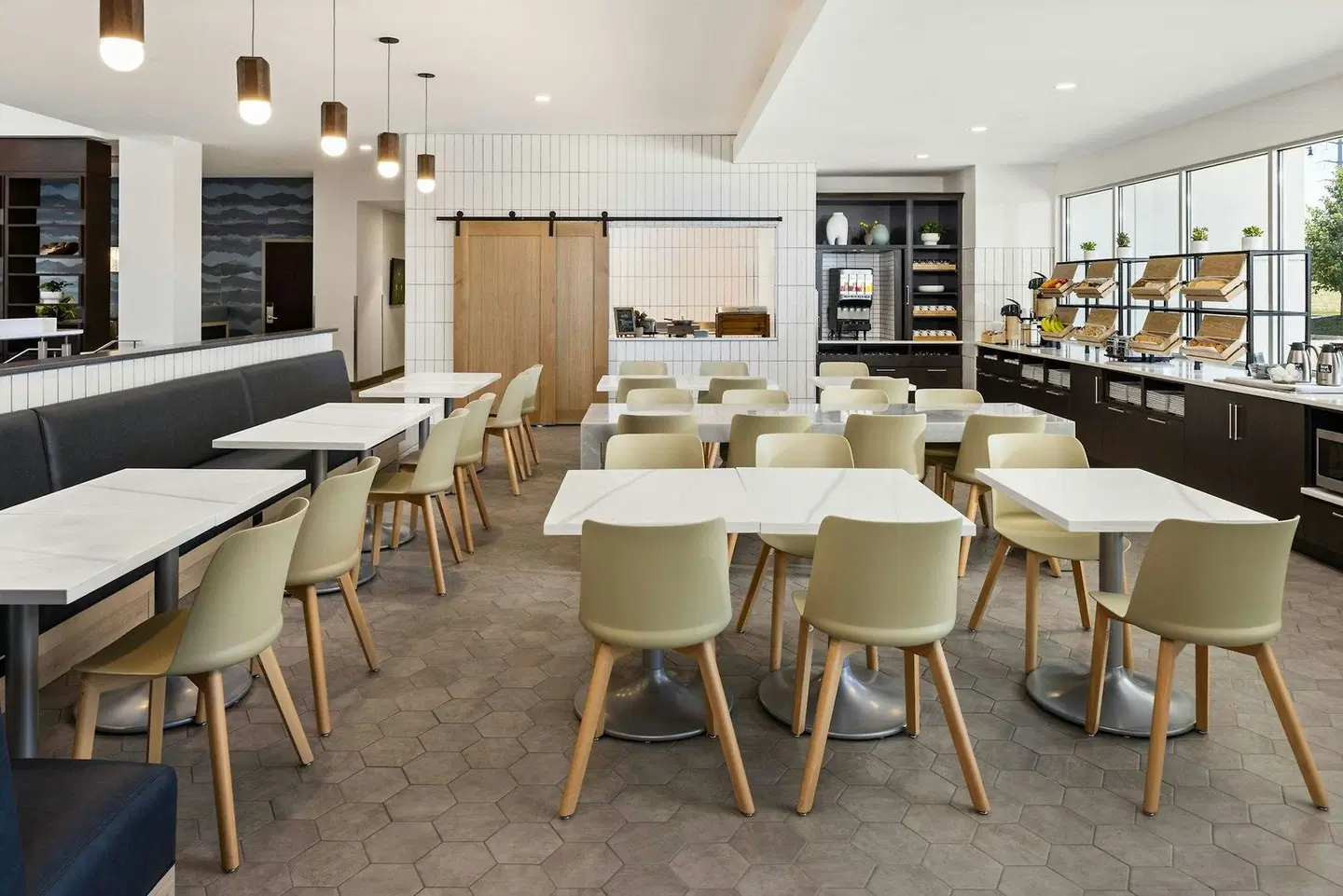 Element by Marriott Fargo Bar