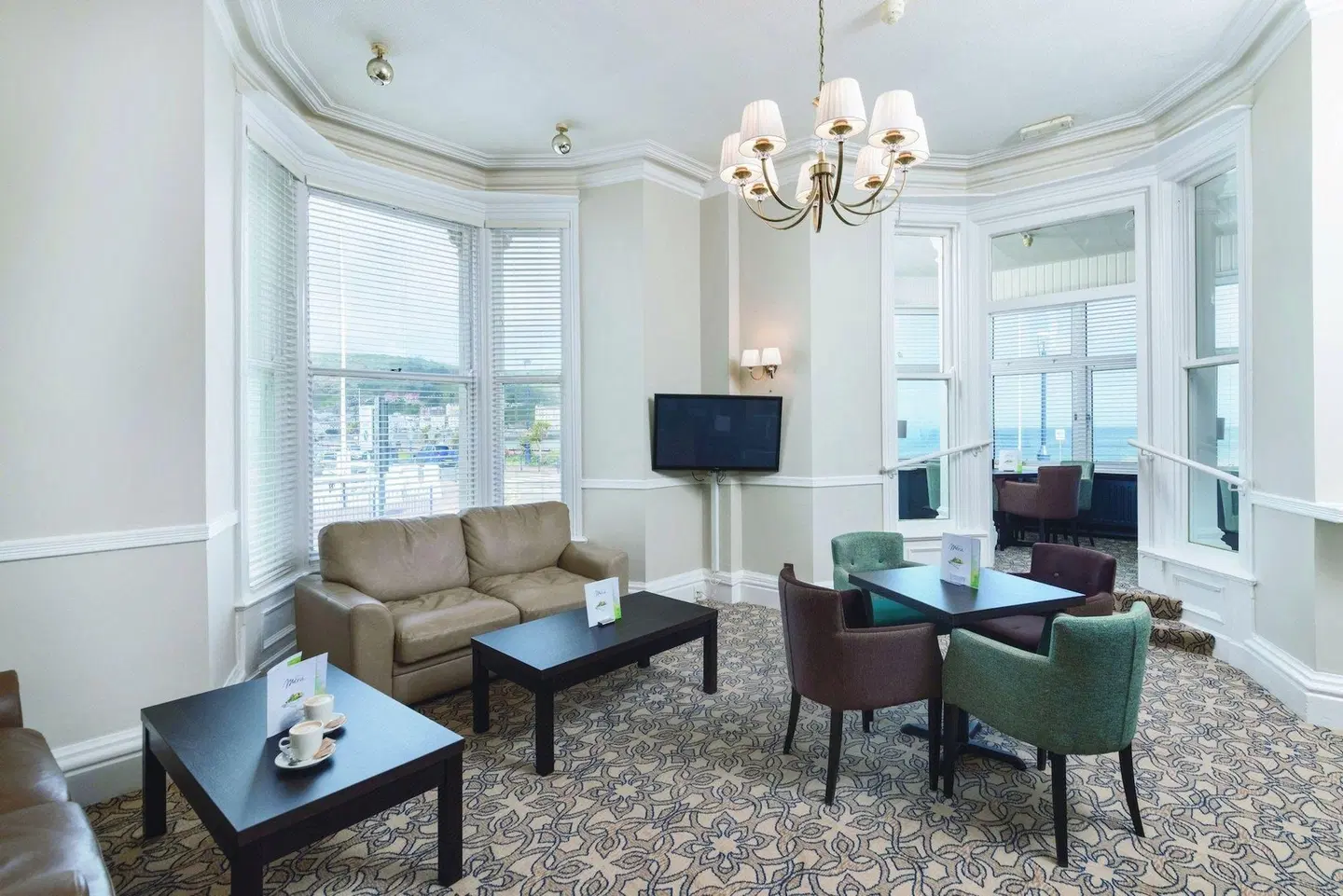 Marine Hotel LOUNGE_LOBBY