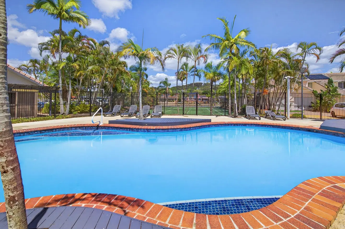 Isle of Palms Resort OUTDOOR_POOL