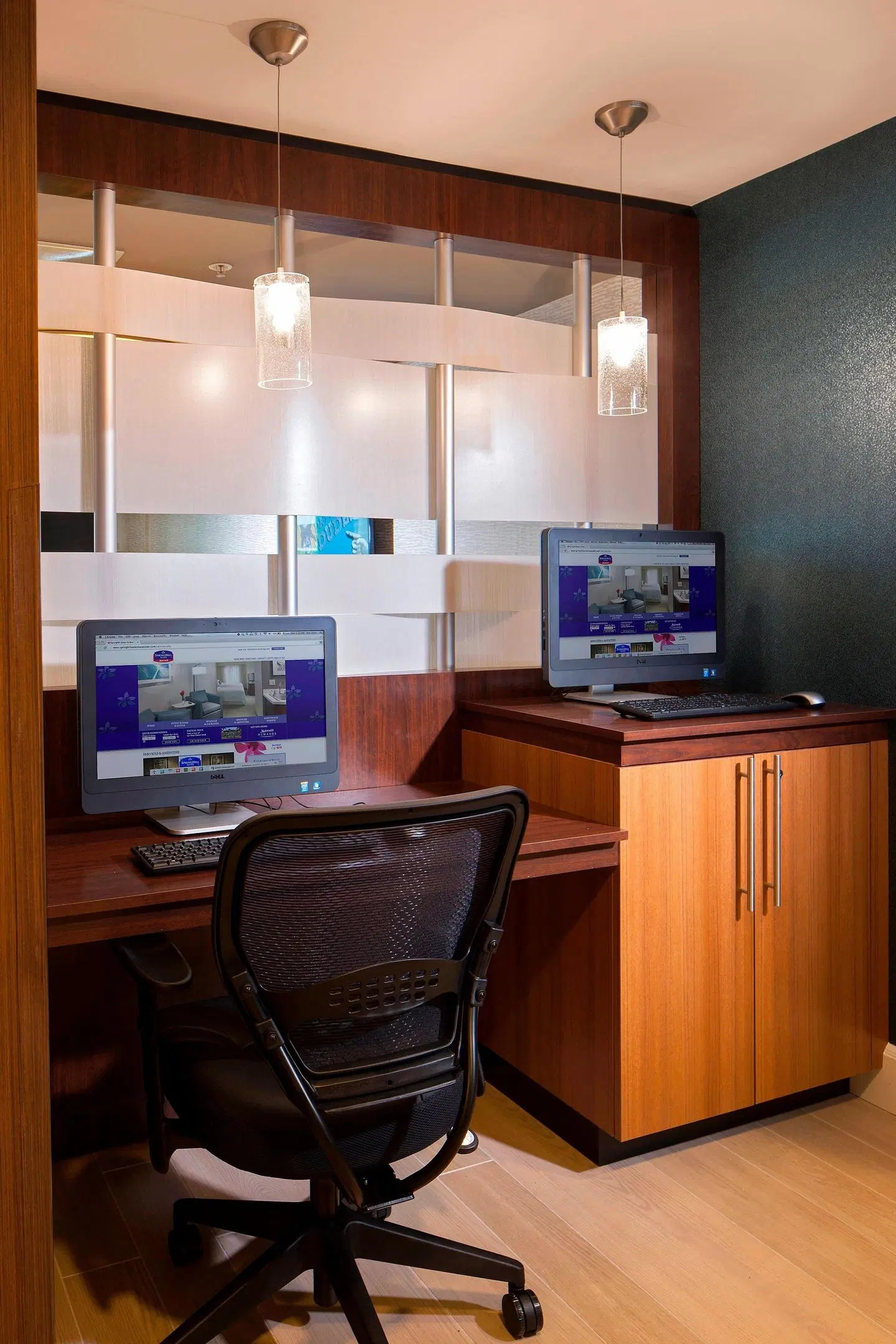 SpringHill Suites by Marriott Boca Raton Bar