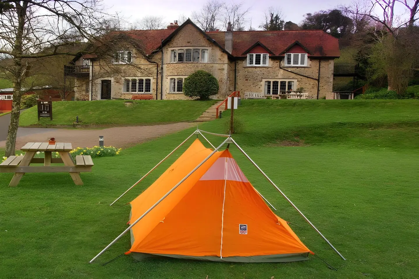 YHA Beer SPORTS_AND_LEISURE