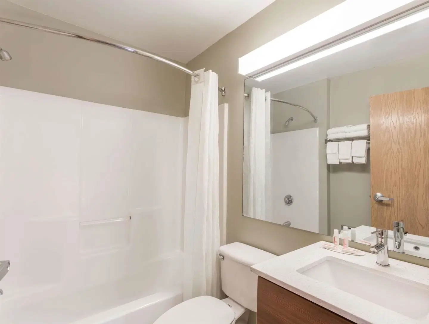 Microtel Inn & Suites by Wyndham Gulf Shores Badezimmer