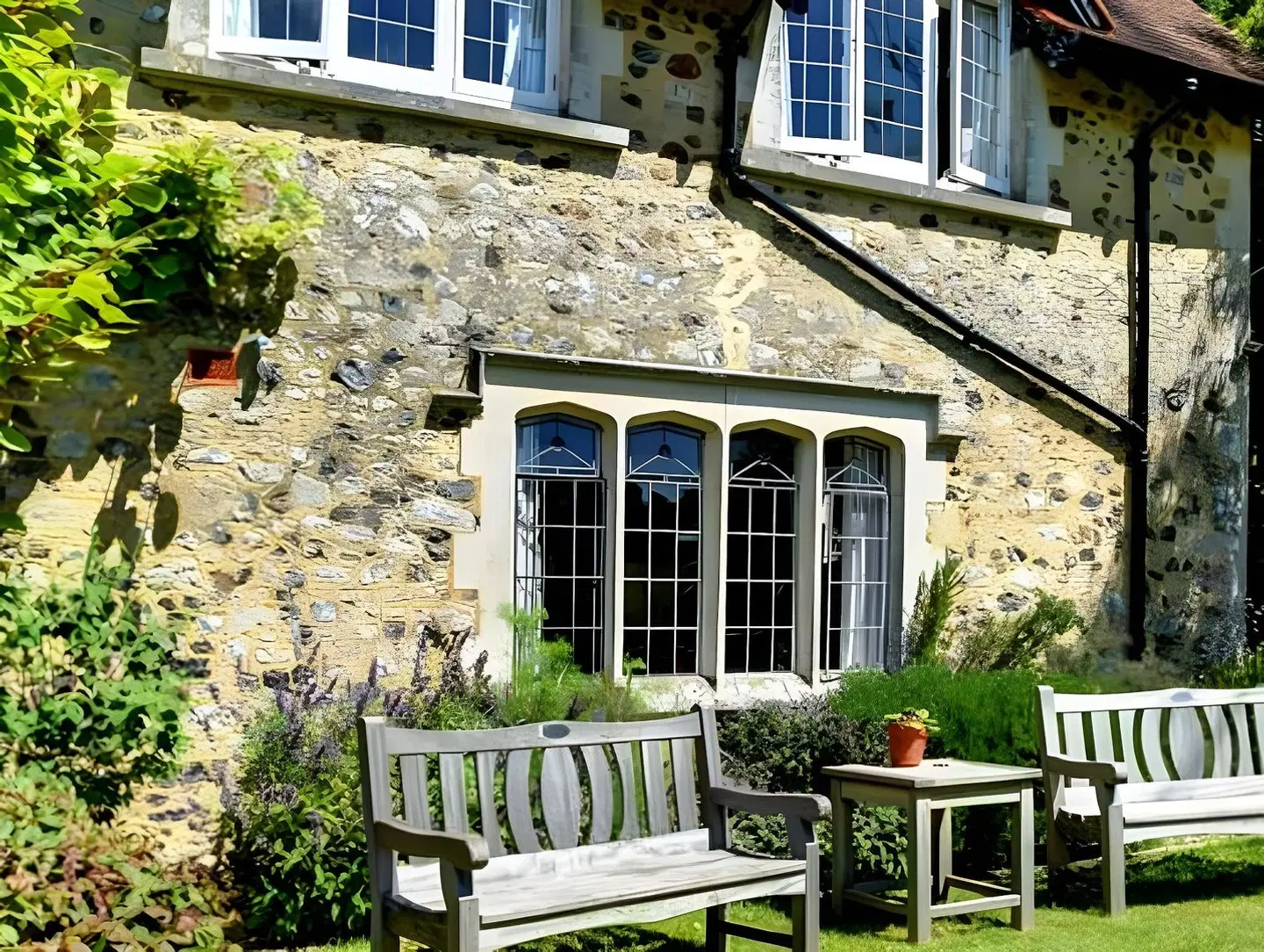 YHA Beer EXTERIOR