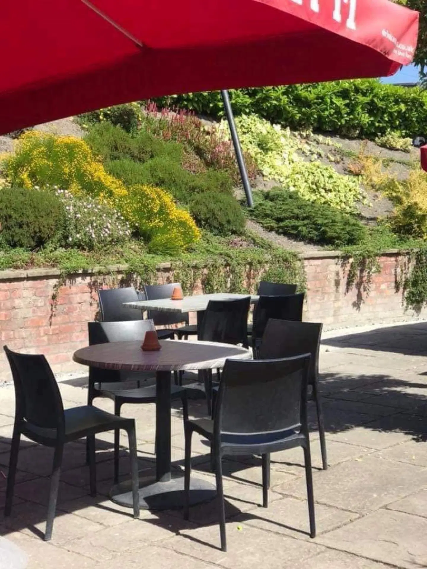 The Nags Head Inn Terrasse